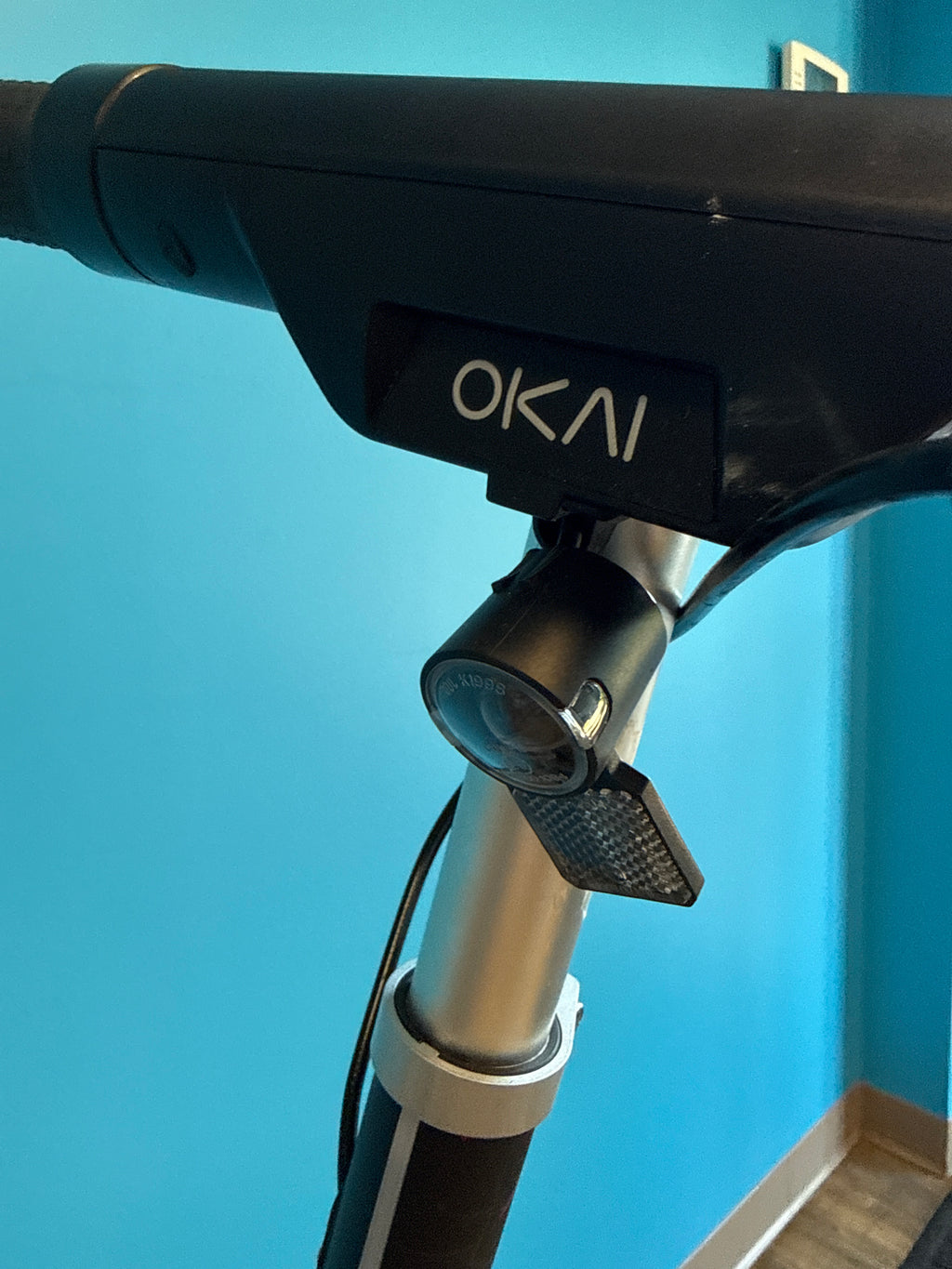 Used OKAI - Neon Ultra ES40 Dual-Suspension Electric Scooter W/ 43.5 Miles