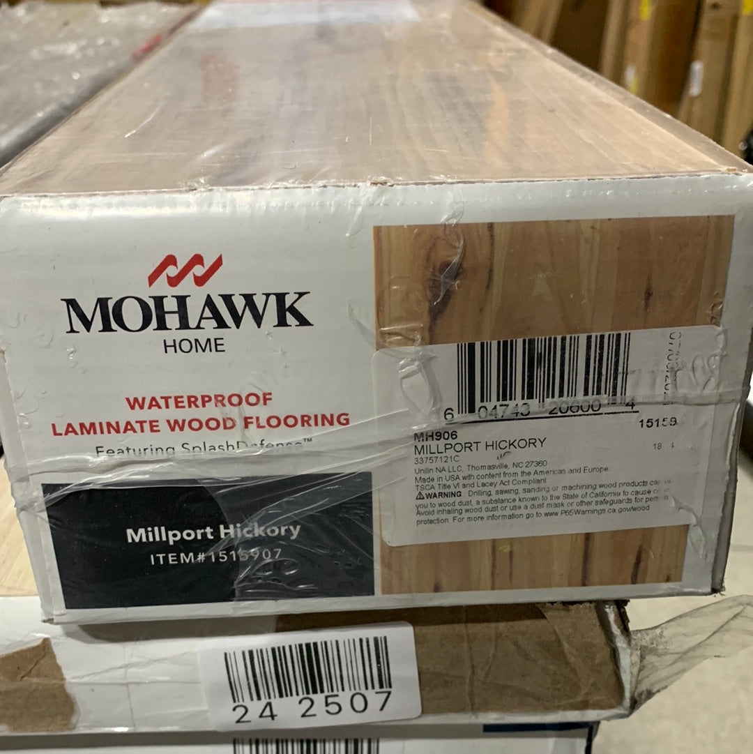 Mohawk Home 12MM Thick x 7. 1/8 in x 47.25in Laminate Wood Plank Flooring (18.14 sq ft/ctn)
