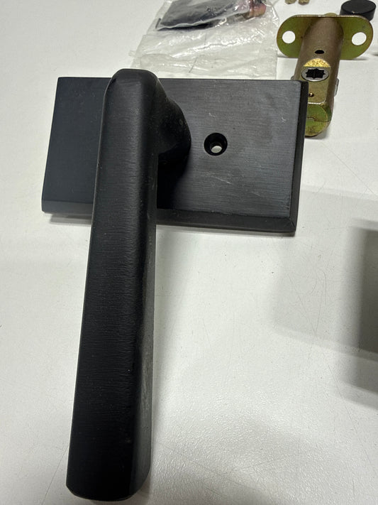 Scratched Emtek 451623CRMBRH Cimarron Right Hand Rustic Modern Handleset, Medium Bronze, 2-3/8" 2-3/4" Backset.