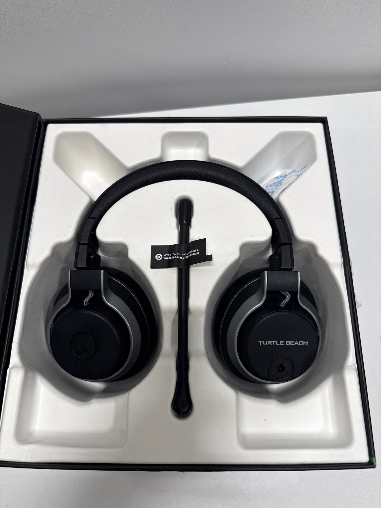 Used See Desc Turtle Beach - Stealth Pro Wireless Over-Ear Noise-Cancelling Gaming Headset for Xbox Series X|S Xbox
