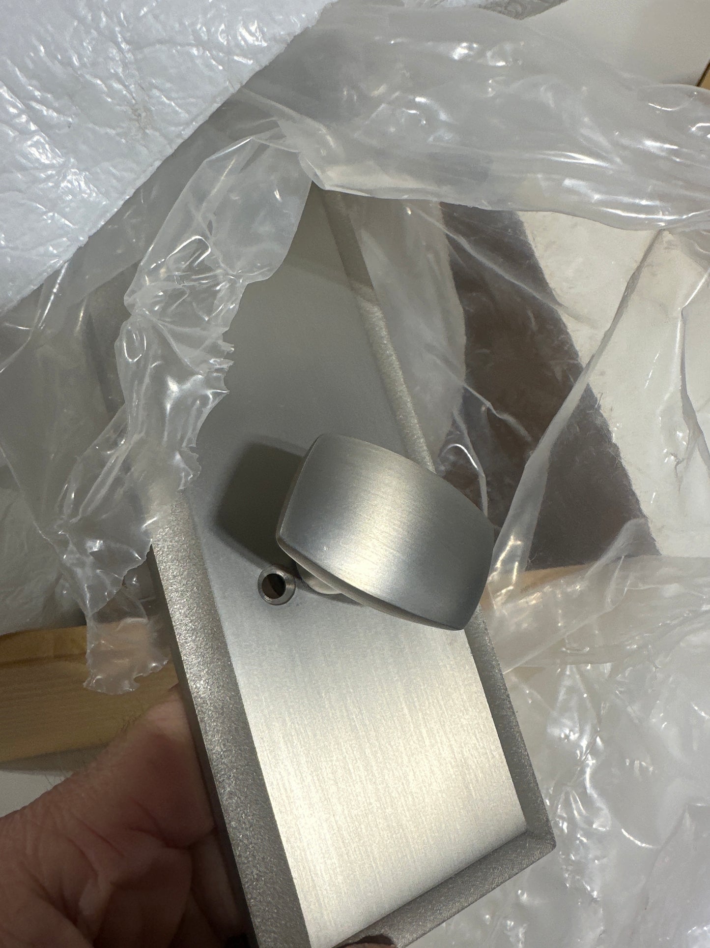 Scratch Signature Hardware 479121 Aurick Right Handed Solid Brass Keyed Entry Door Lever Set with 2-3/4" Backset - Satin Nickel