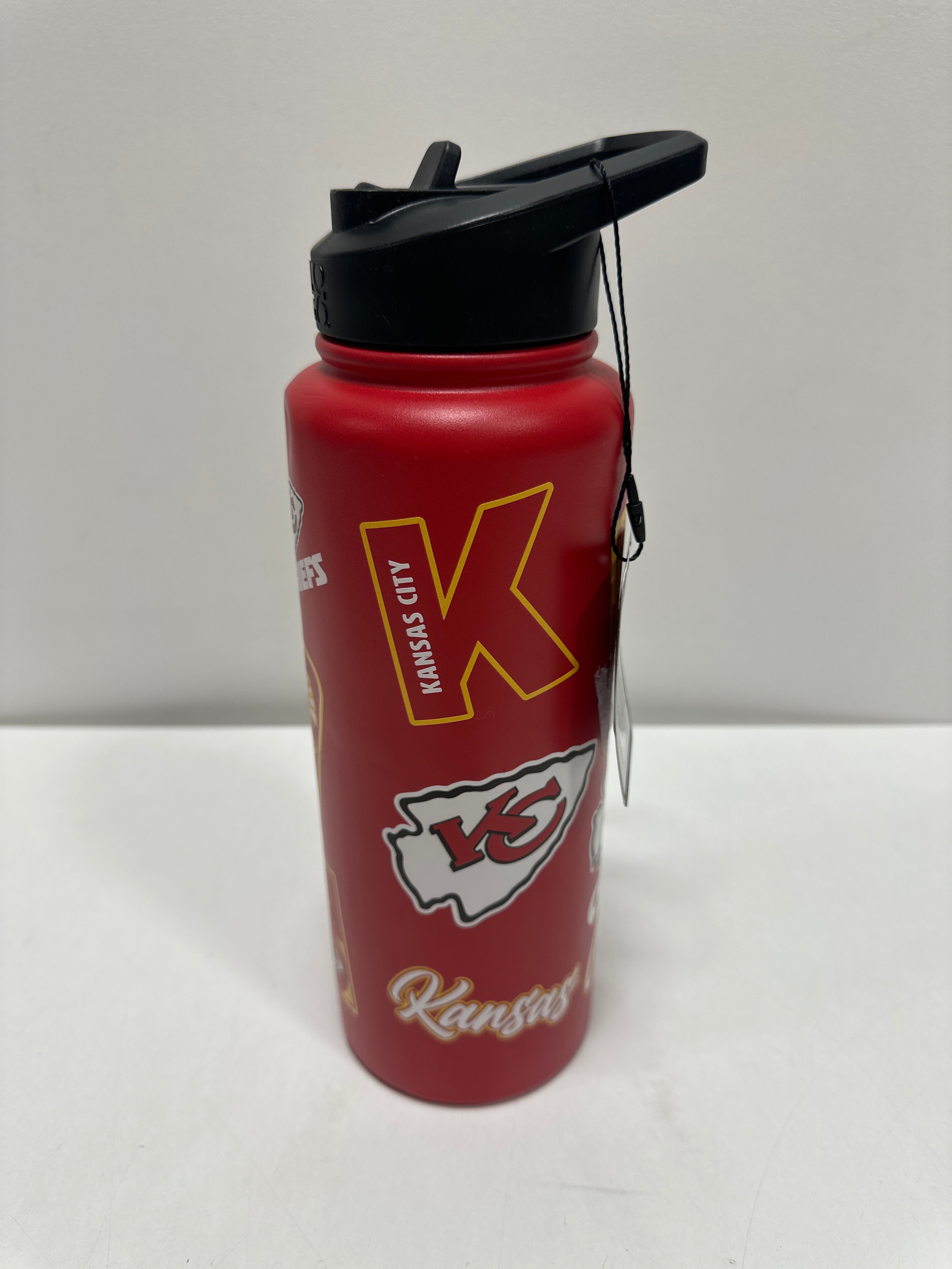 Logo Brands Kansas City Chiefs 34oz. Dreamweave Quencher Bottle