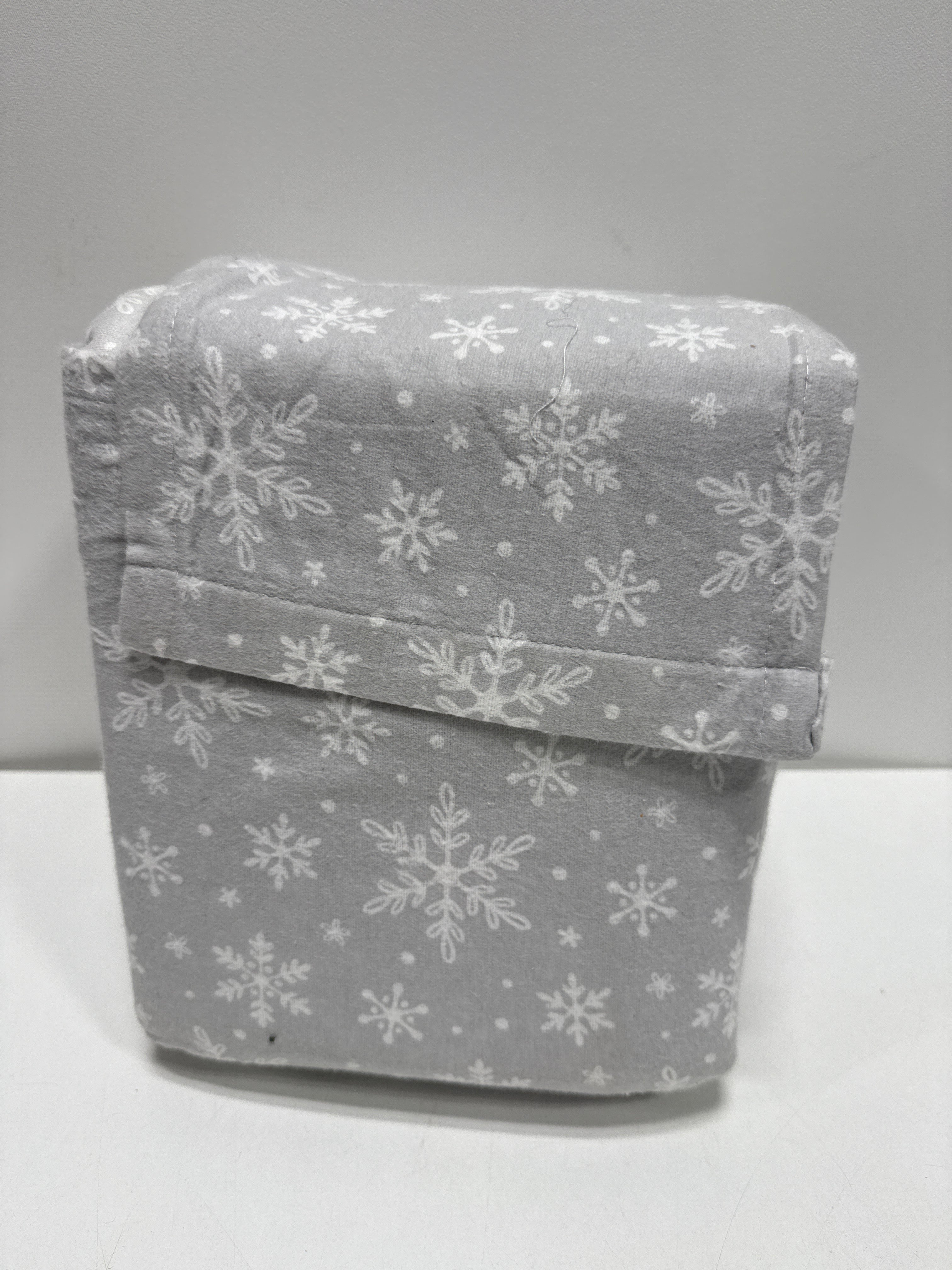Full Christmas Flannel Sheet Set Gray Snowflake - Wondershop - *Bedding