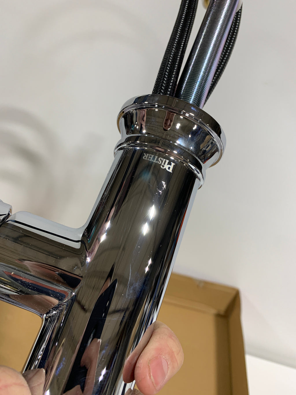 Scratch Pfister GT529-COL Colfax 1.8 GPM Single Hole Pull Down Kitchen Faucet Polished Chrome Faucet Kitchen Single