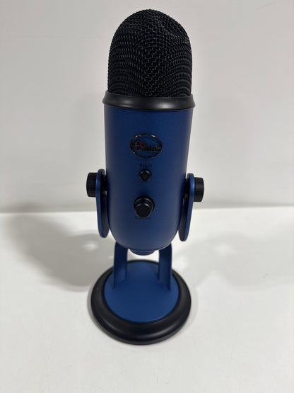 Used Blue Microphones - Blue Yeti Professional Multi-Pattern USB Condenser Microphone - Midnight Blue