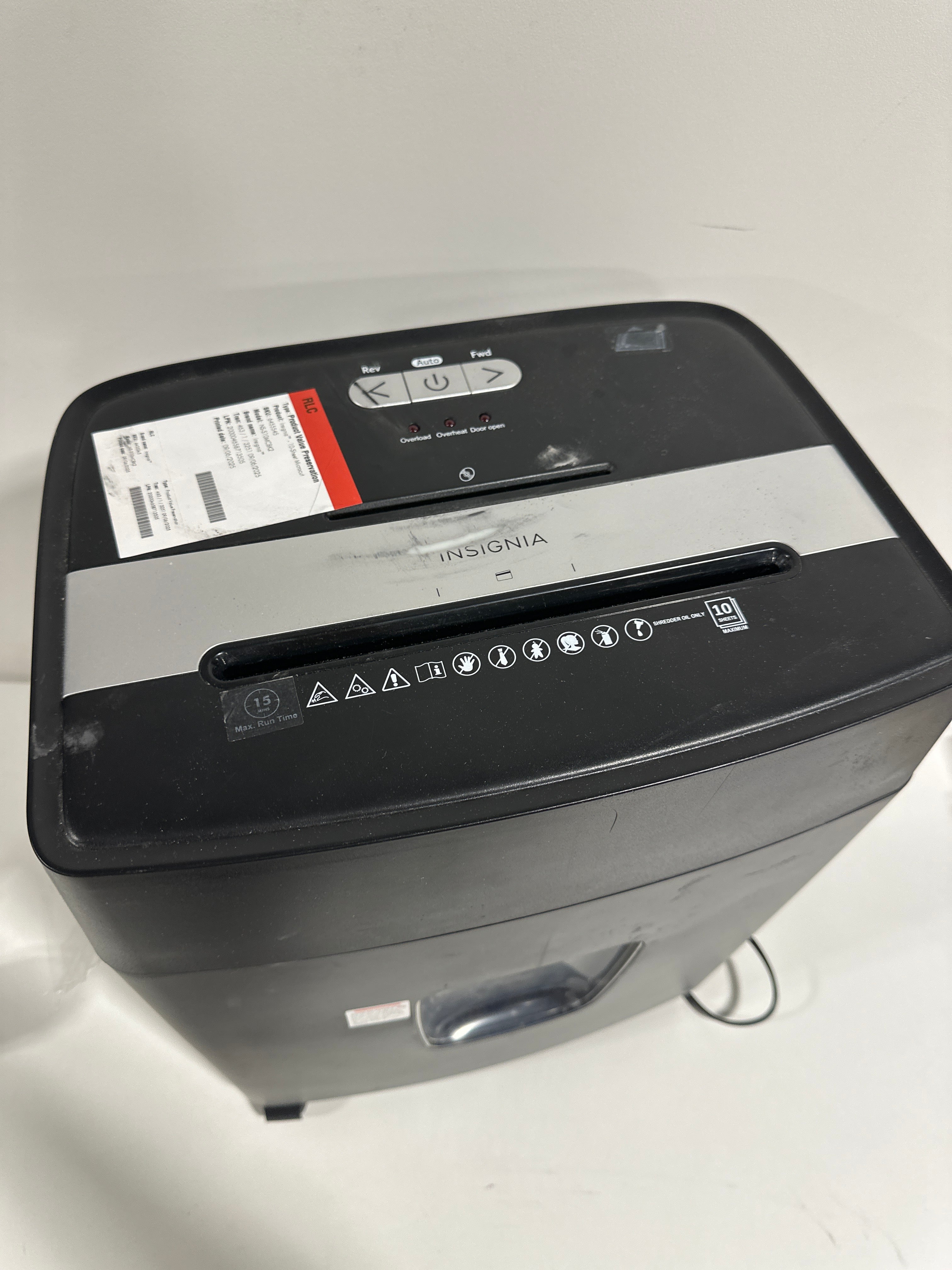 Used Insignia - 10-Sheet Microcut Shredder - Black - *Computers & Office