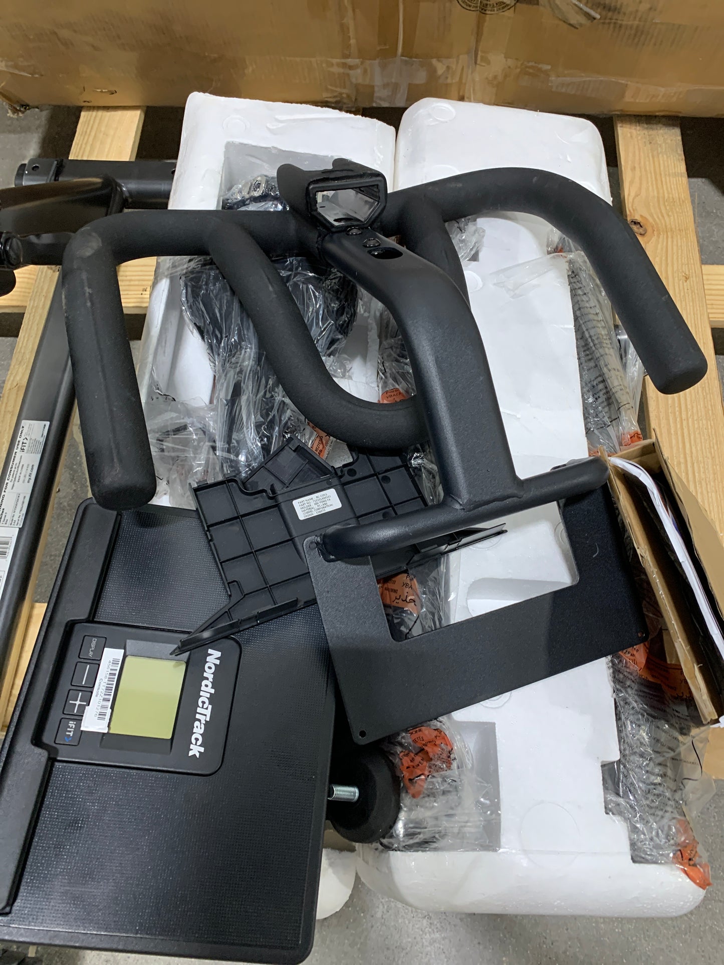 See Desc NordicTrack T Series 9 Exercise Bike