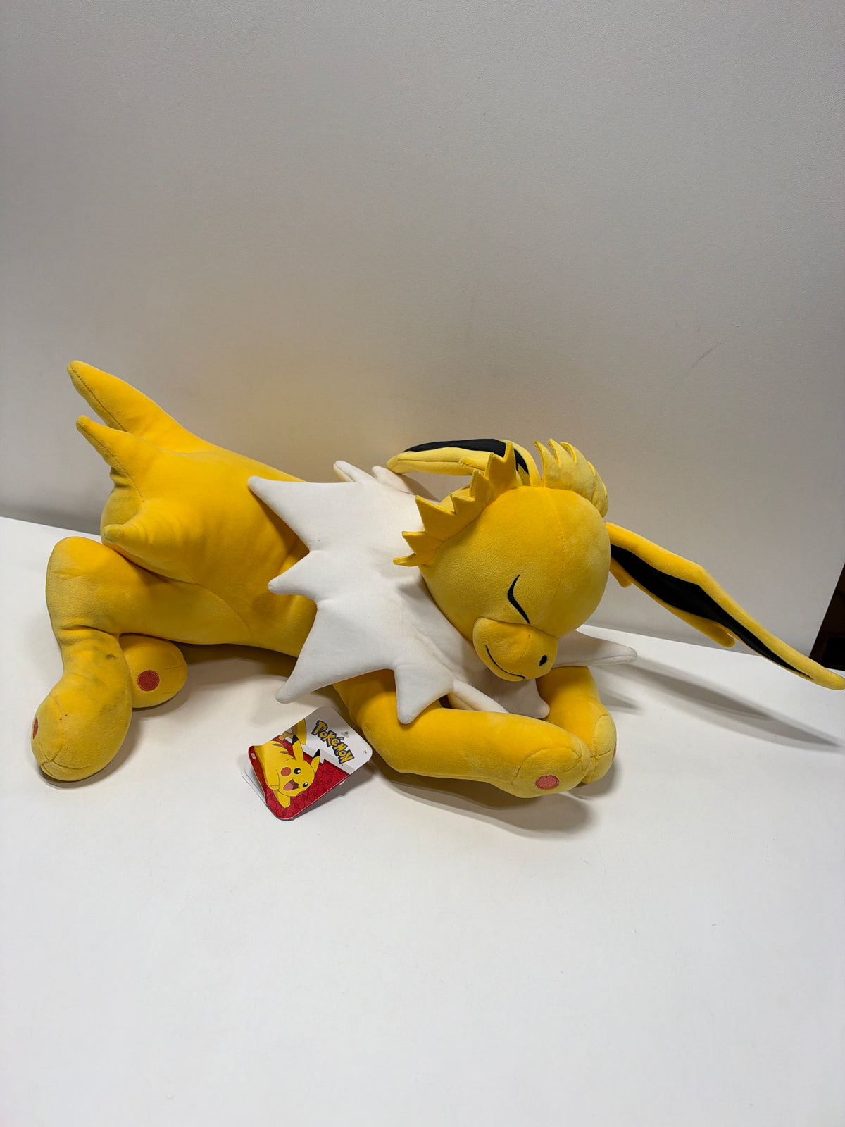 Pokemon Jolteon 18-in Sleeping Plush