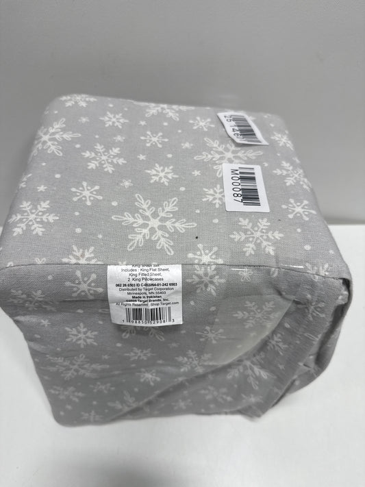 King Christmas Flannel Sheet Set Gray Snowflake - Wondershop