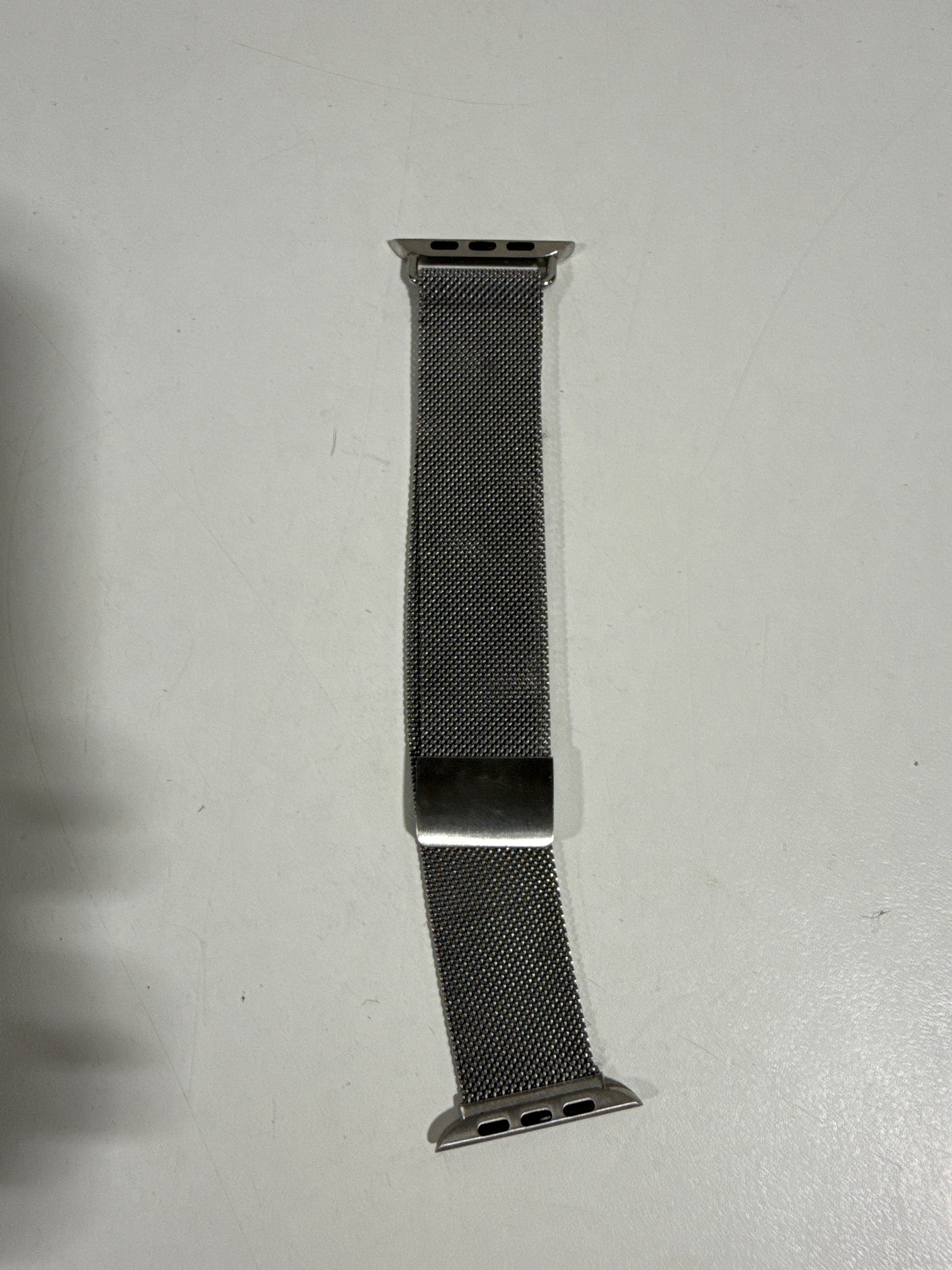 Insignia™ - Stainless Steel Mesh Band for Apple Watch 44mm 45mm 46mm Series 10 49mm SE Ultra and Ultra 2 49mm - Silver