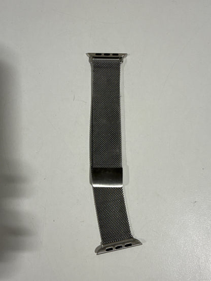 Insignia™ - Stainless Steel Mesh Band for Apple Watch 44mm, 45mm, 46mm Series 10, 49mm, SE, Ultra and Ultra 2 49mm - Silver