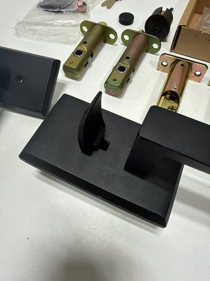 Scratched Emtek 451623CRMBRH Cimarron Right Hand Rustic Modern Handleset, Medium Bronze, 2-3/8" 2-3/4" Backset.