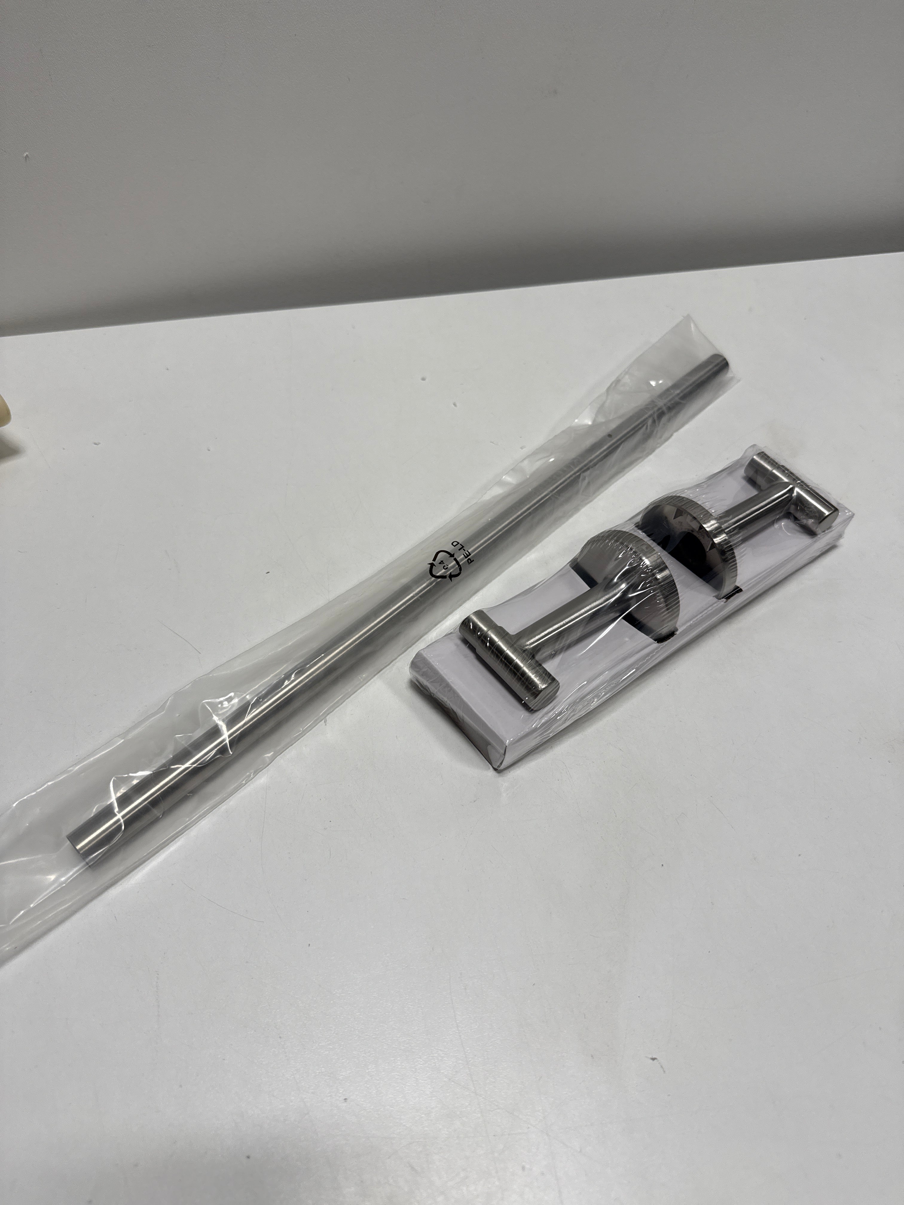 Delta 75918 Trinsic 18" Wall Mounted Towel Bar Brilliance Stainless