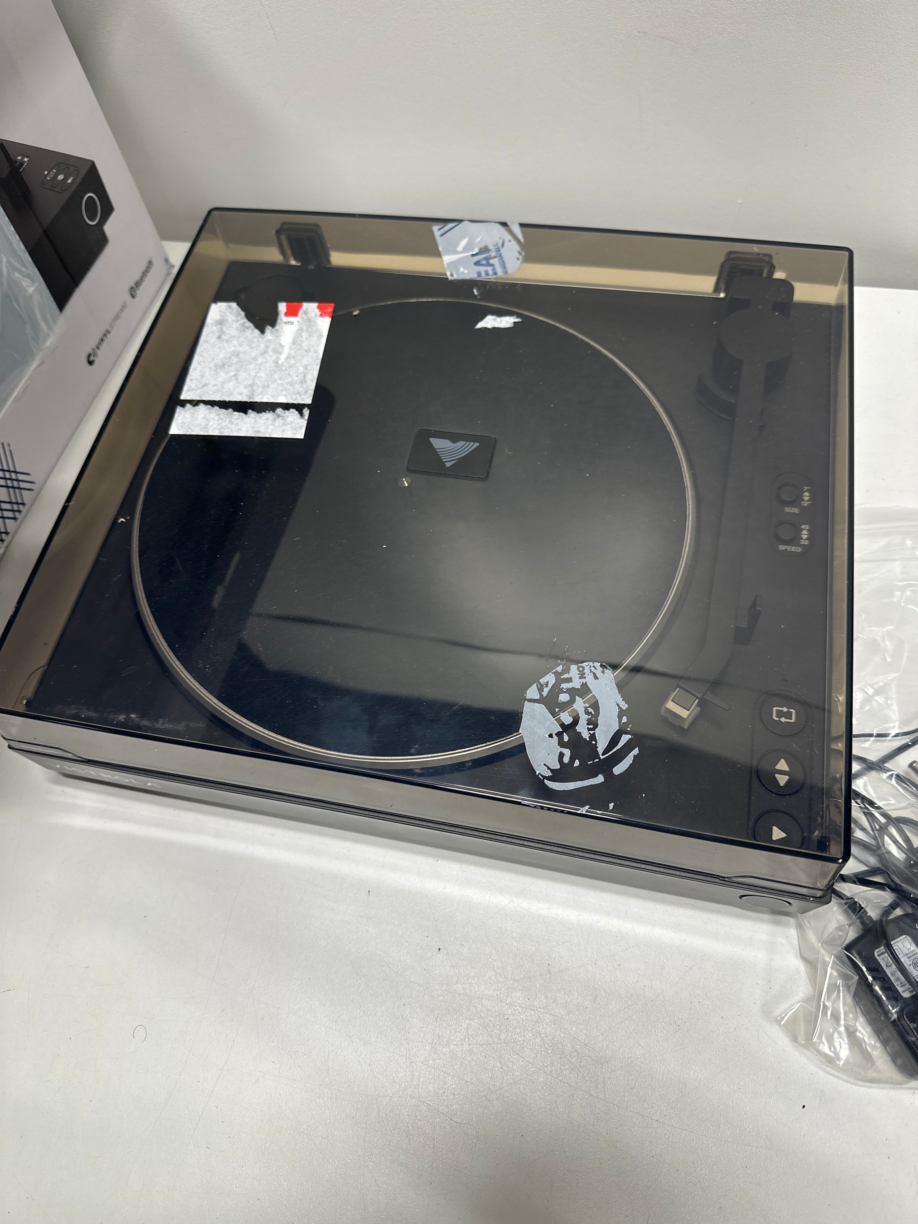 Used Victrola Automatic Turntable: Bluetooth Belt Drive with RCA Connection - *TV & Home Theater