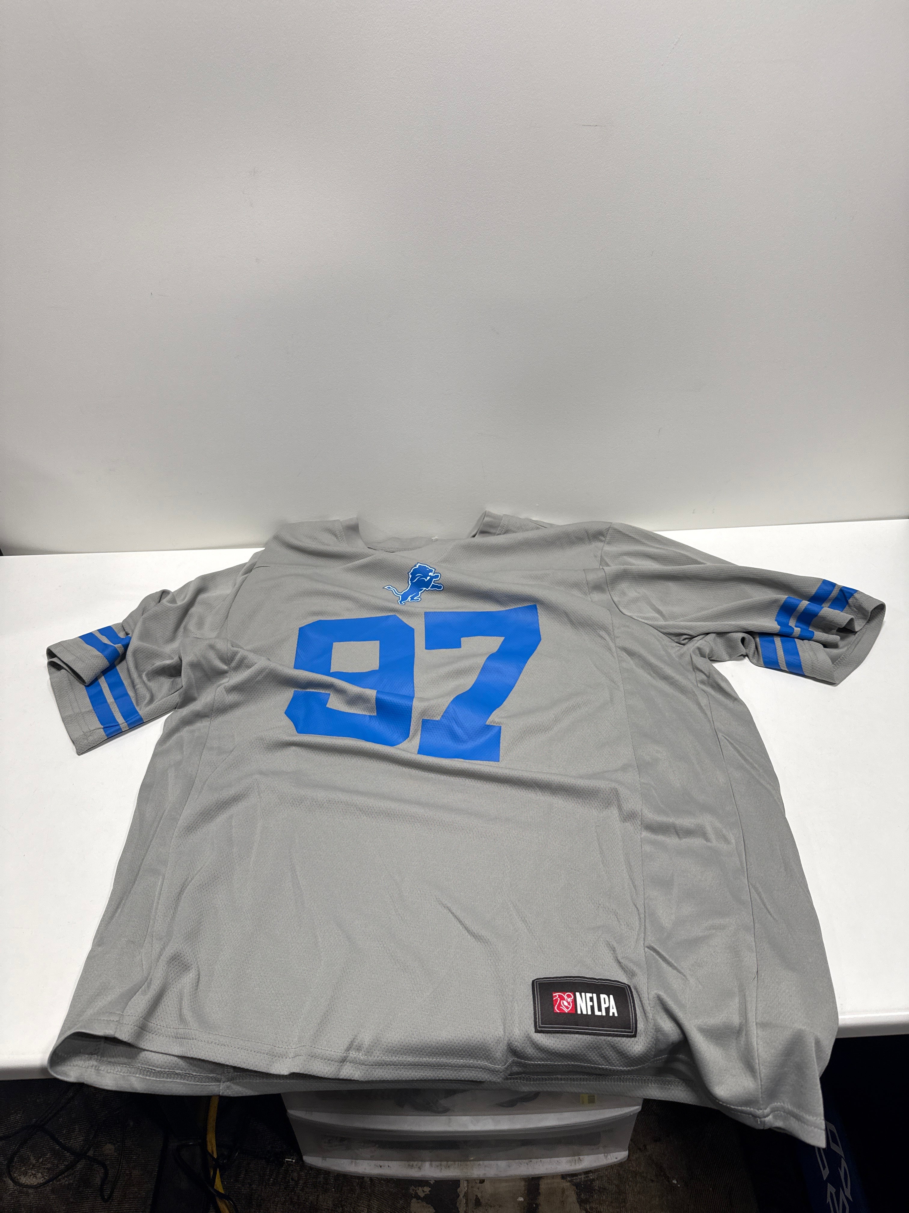 NFL Detroit Lions Men's Short Sleeve Jersey 97 Hutchinson - XL