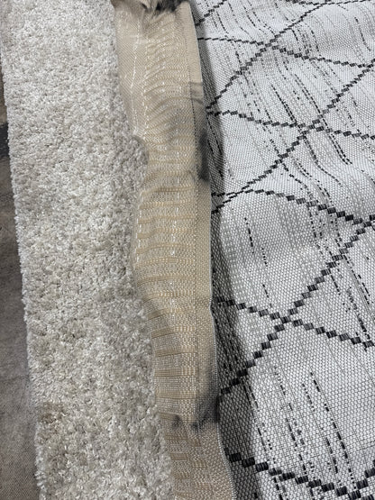 Damage Used Ravenna Indoor/Outdoor Rug, Pierce 7 ft. 10 in. x 10 ft.