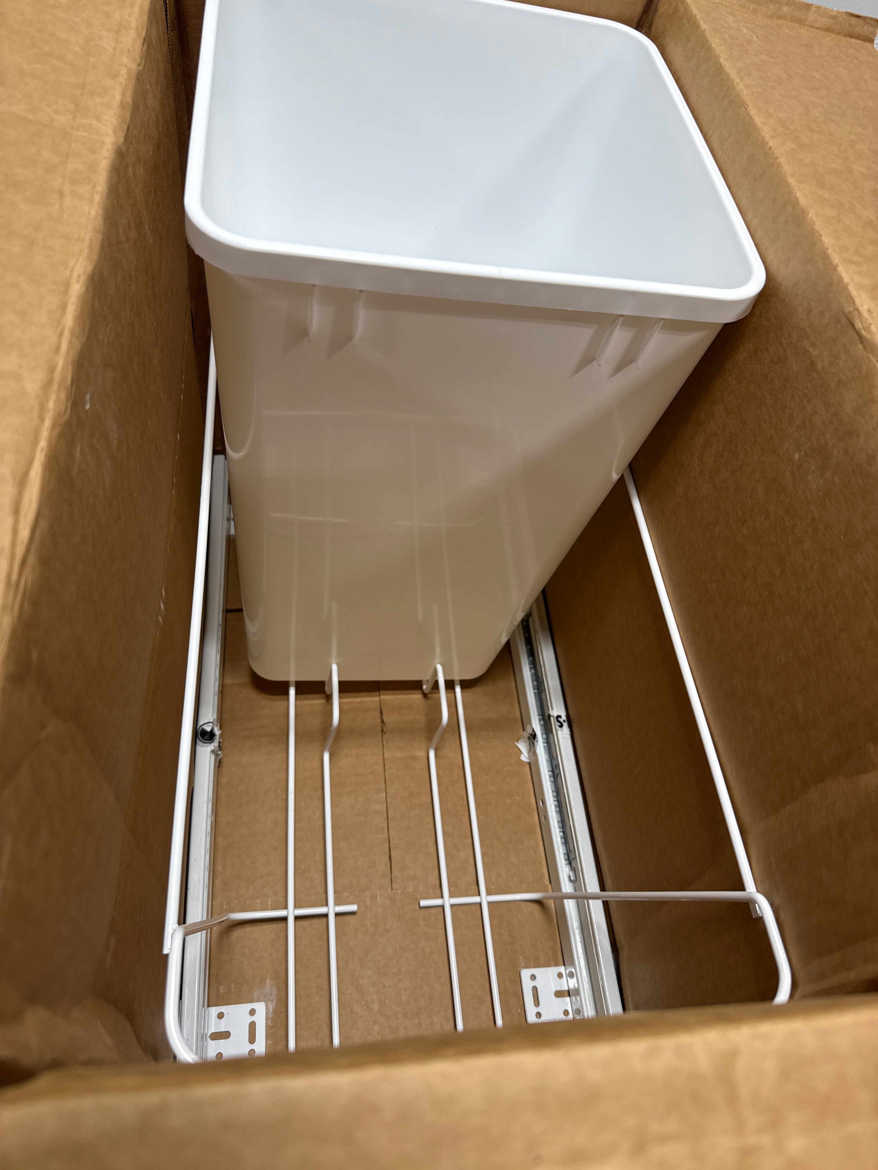 No Hardware Rev-a-Shelf Double Pullout Kitchen Cabinet 27 Qt. Trash Can RV-15PB-2 S