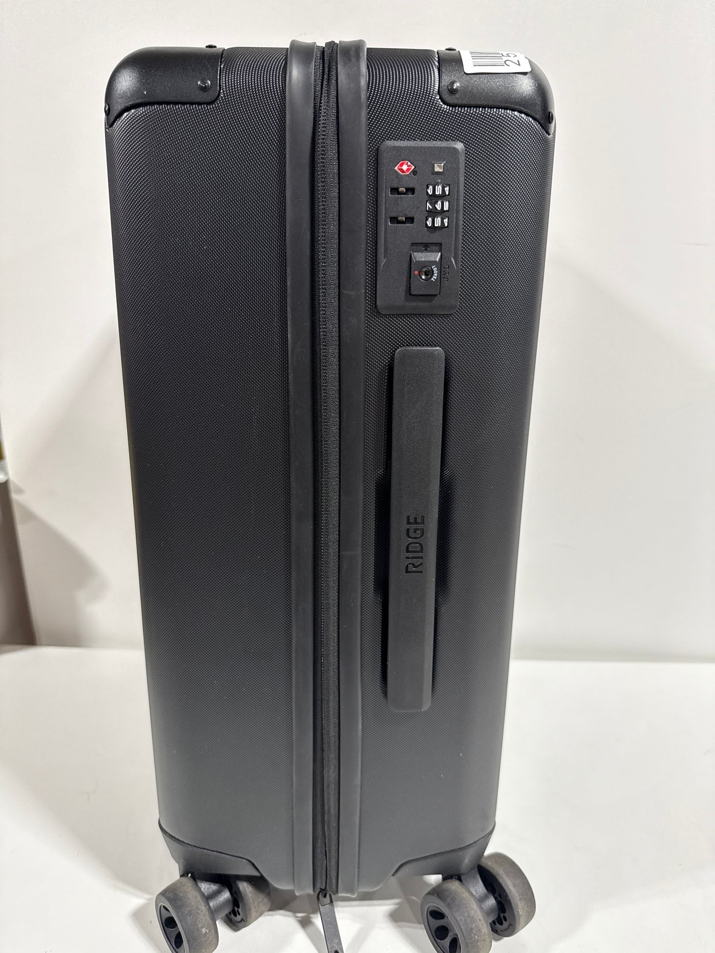 Used The Ridge Wallet - Carry-on - Royal Black