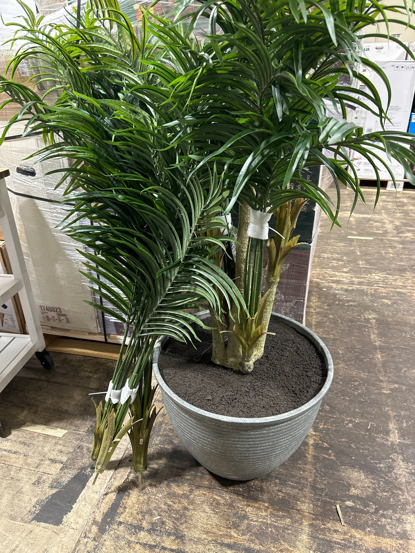 Faux 8' Areca Palm Tree