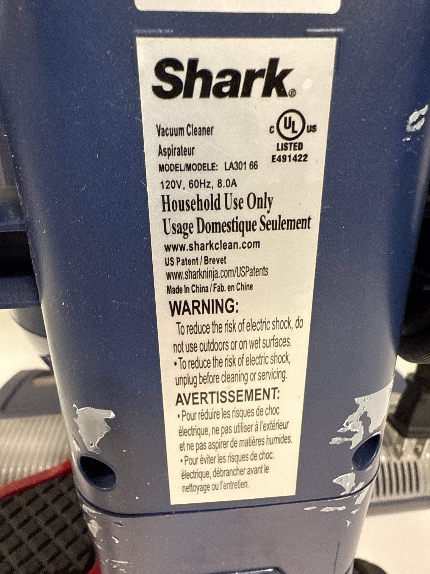 Used Shark Navigator Lift-Away Deluxe Bagless Vacuum Cleaner