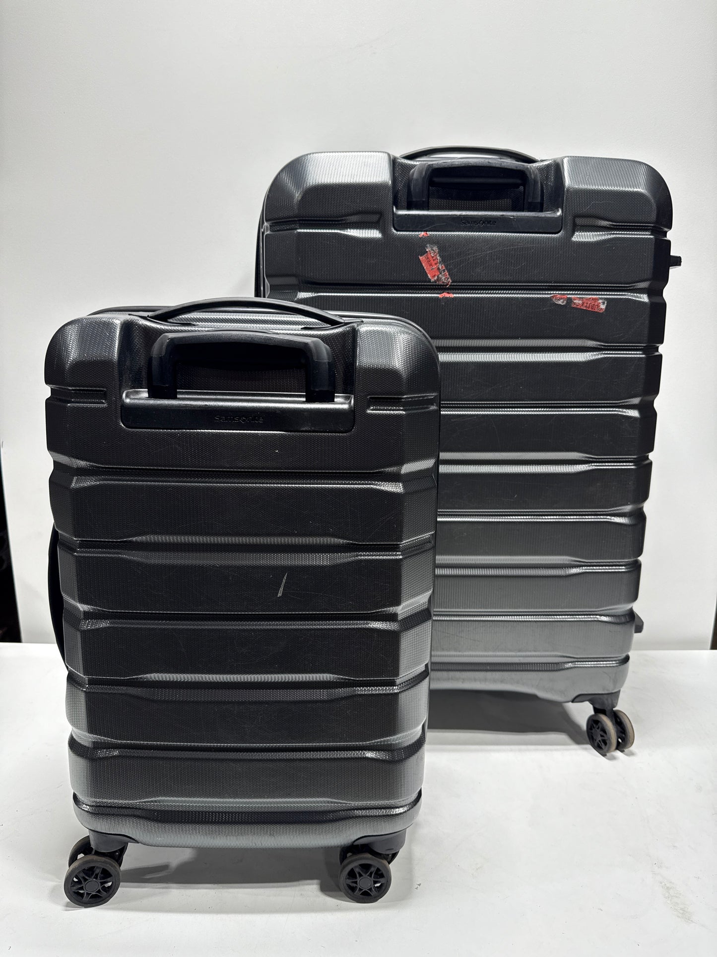 Used Samsonite Tech 2.0 2-piece Hardside Expandable Spinner Luggage Set