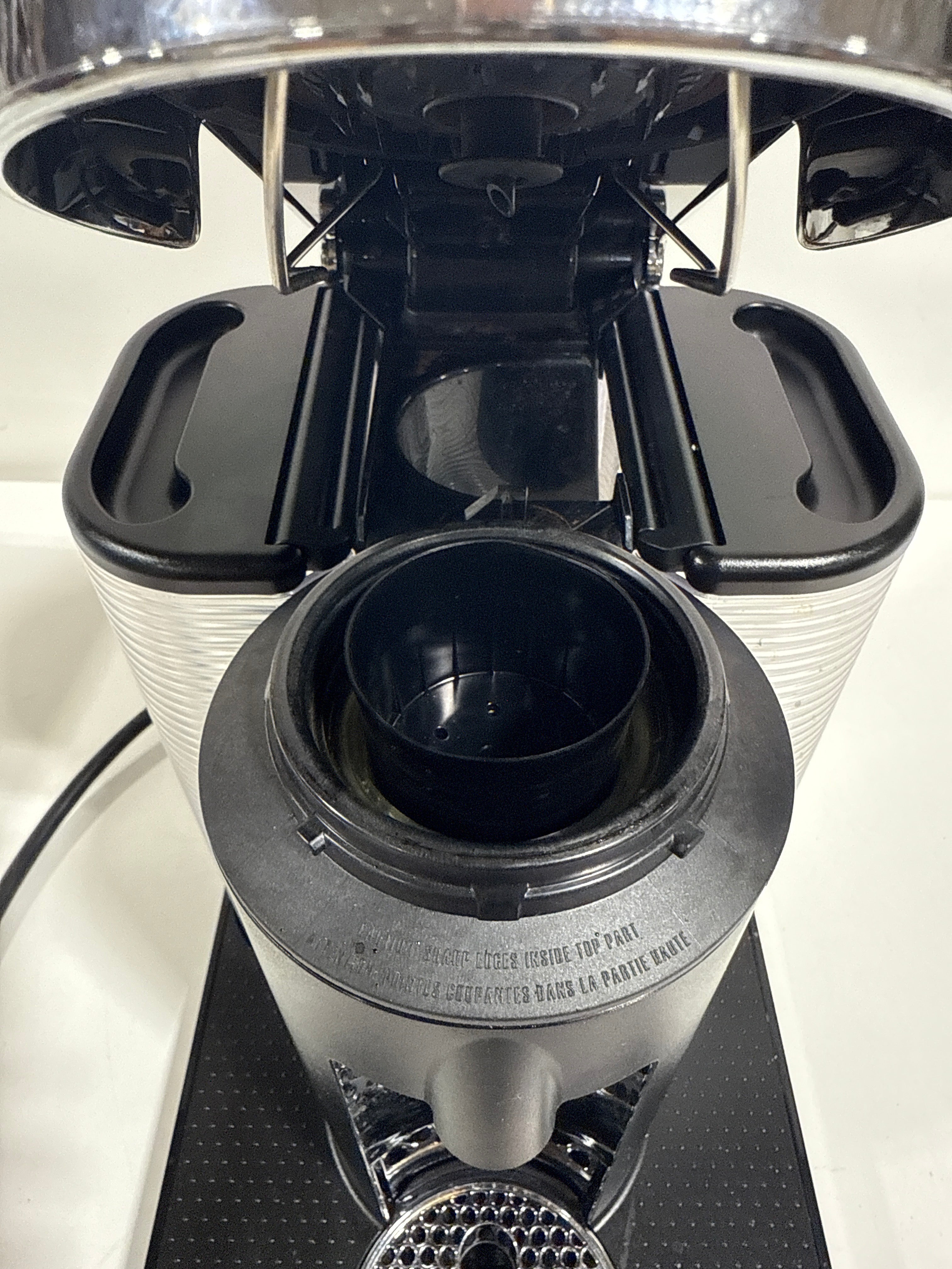 Used Nespresso VertuoLine Coffee Maker and Espresso Machine - *Kitchen Appliances