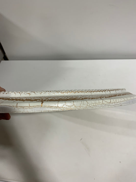 Ekena Millwork CM20LNPCC Lauren Ceiling Medallion, Pot of Cream Crackle