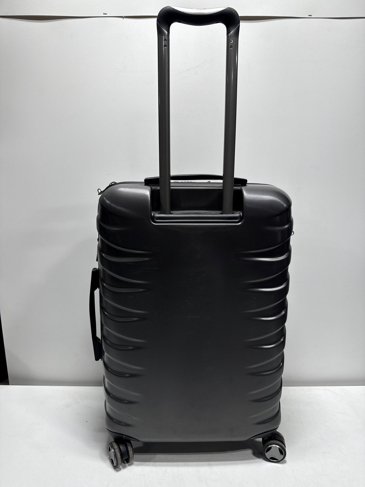 Used Ricardo 3 piece Hardside Spinner Set - *Luggage & Travel
