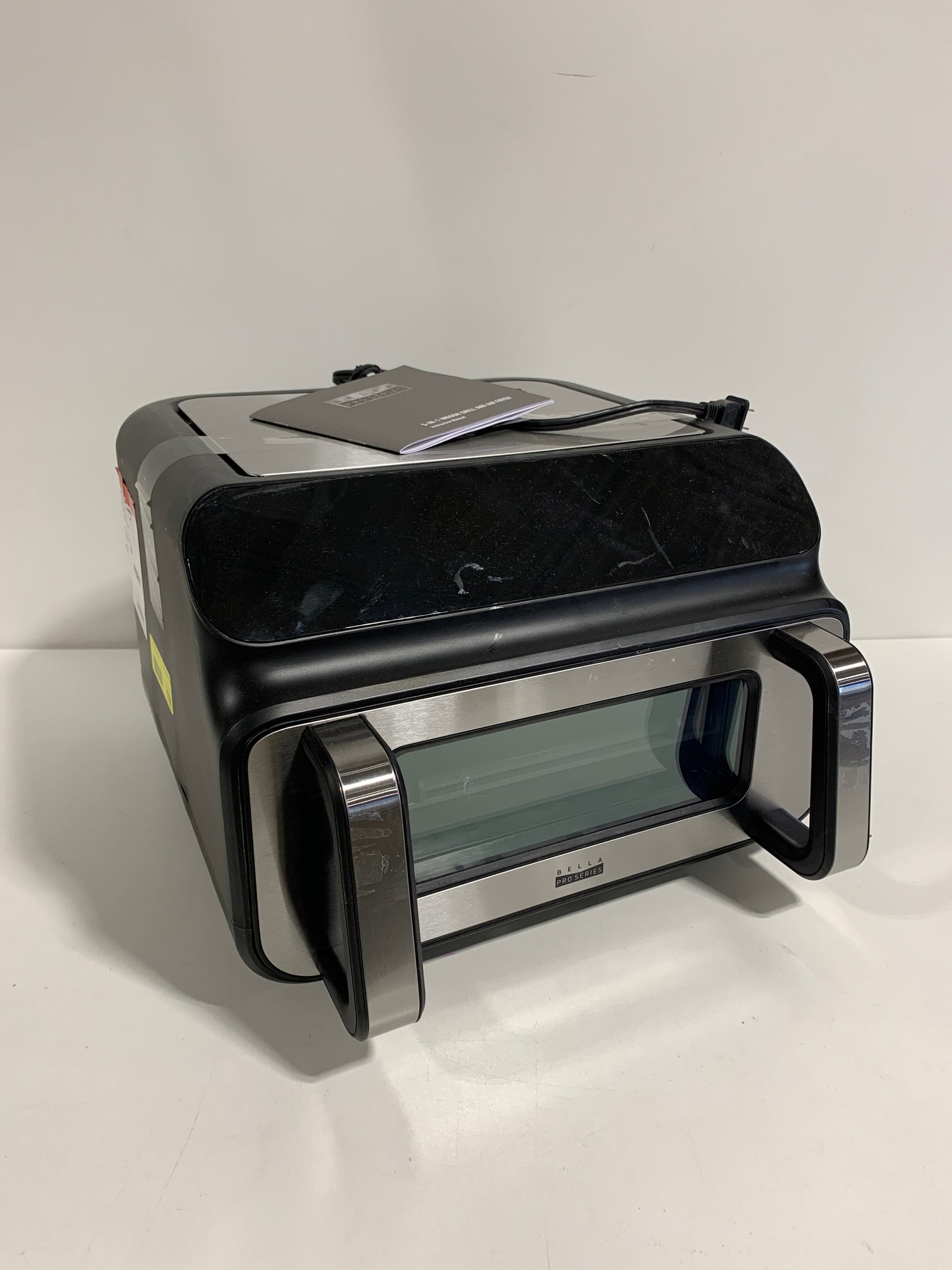 Scratch & Dent Bella PRO - 10.5-qt. Touchscreen 5-in-1 Indoor Grill & Air Fryer