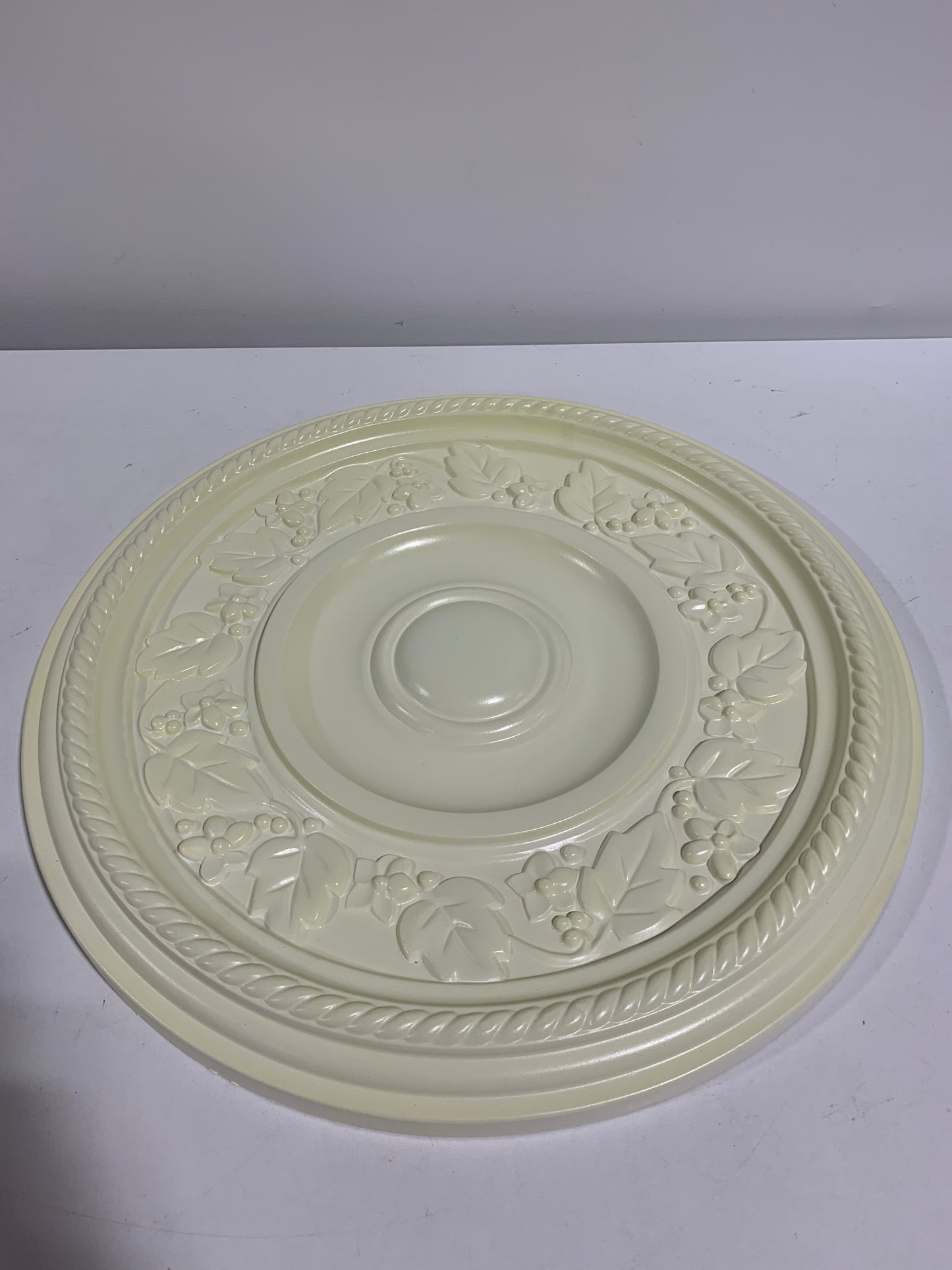 Ekena Millwork CM16TYCYFDecorative Ceiling Medallions Modeled After Original Historical Patterns & Designs, Clear Yellow