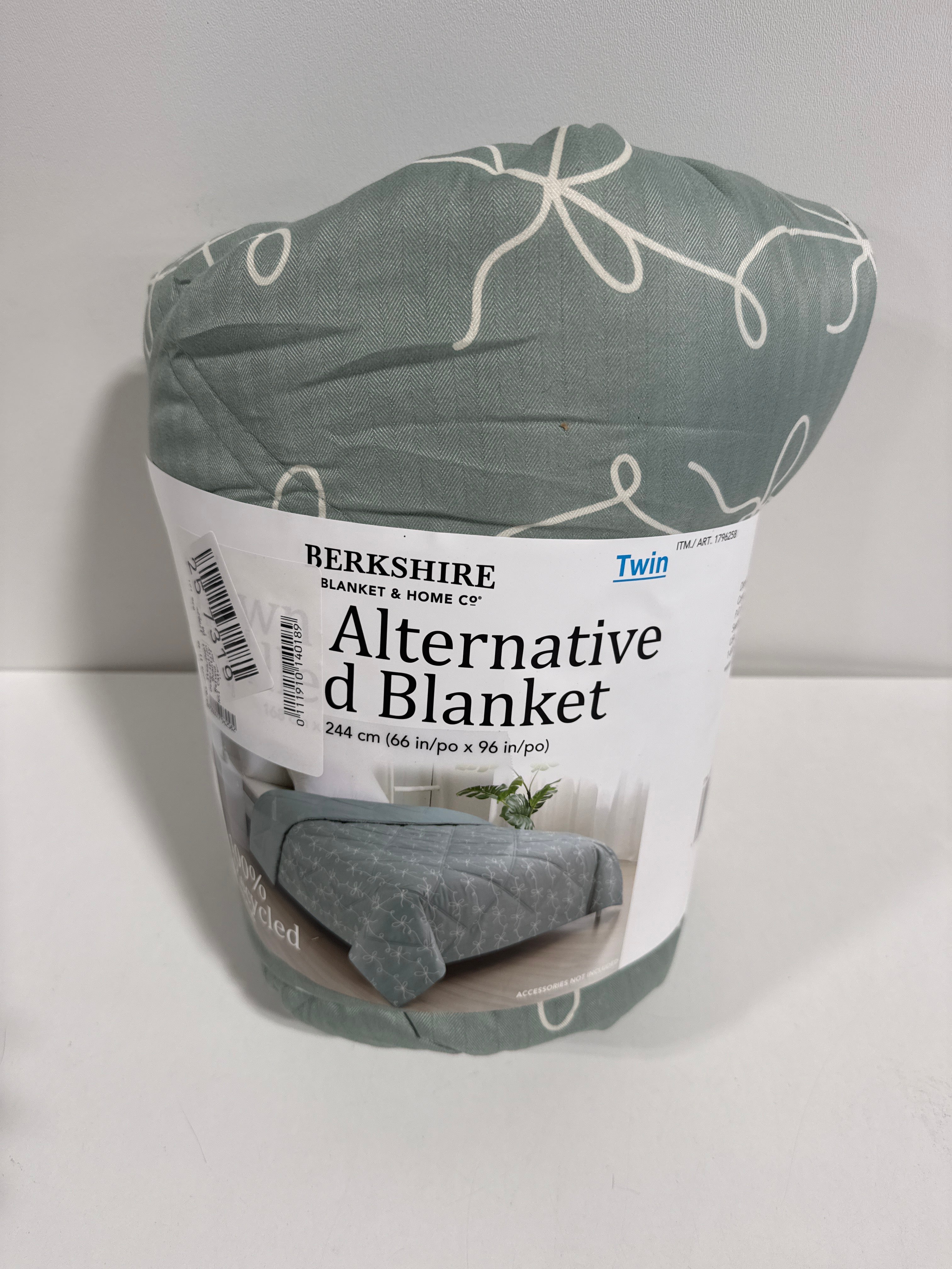 Berkshire Down ALT Blanket Twin 66”x96” - *Bedding