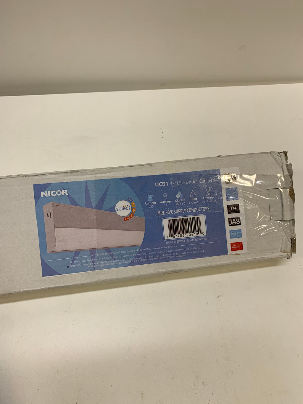 UCB Series 33-inch White Selectable LED Under Cabinet Light - *Lighting & Electrical