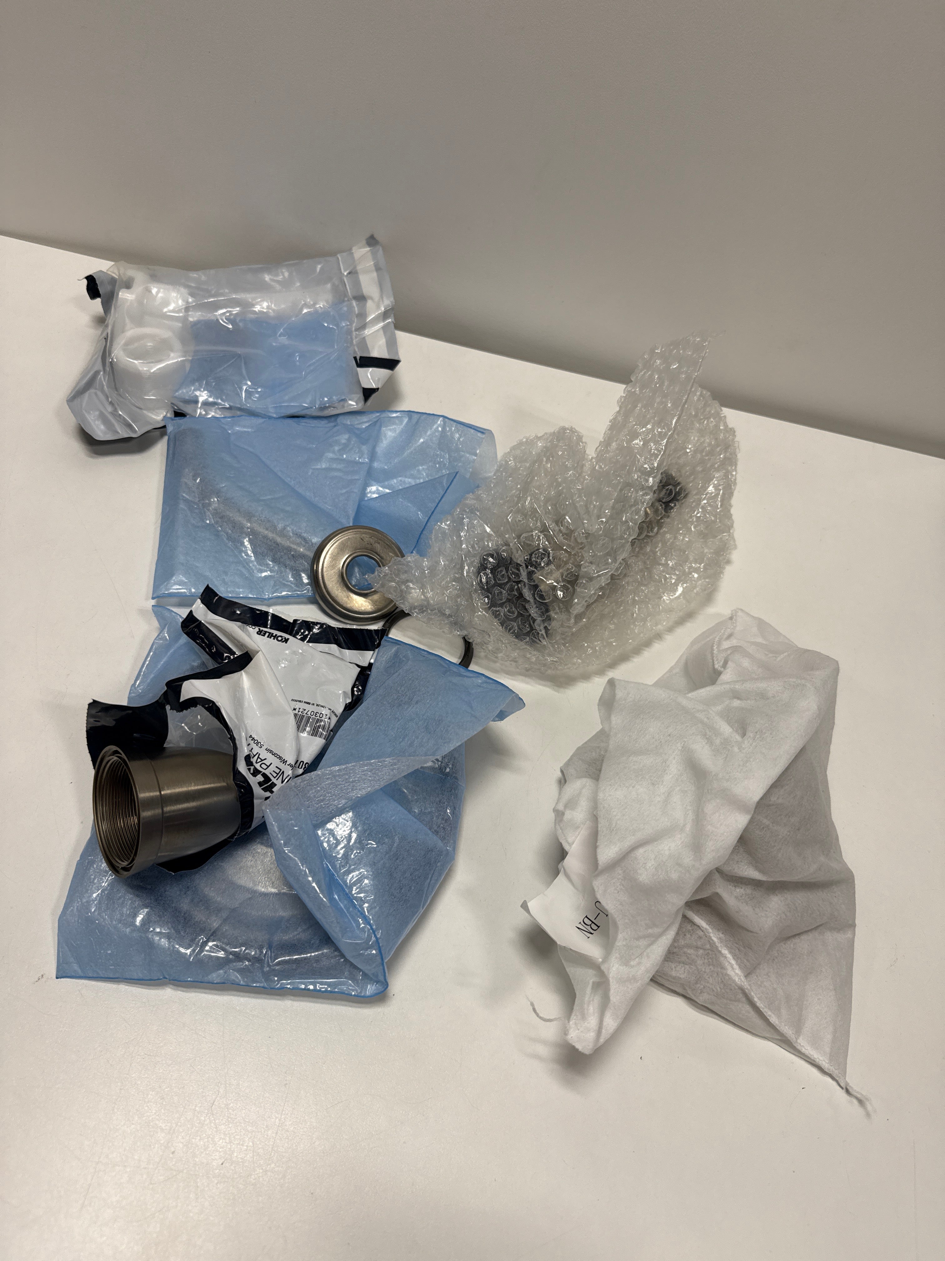 Scratch KOHLER K-TS395-4G Devonshire Rite-Temp Bath and Shower Trim Kit, 1.75 Gpm, NPT Spout