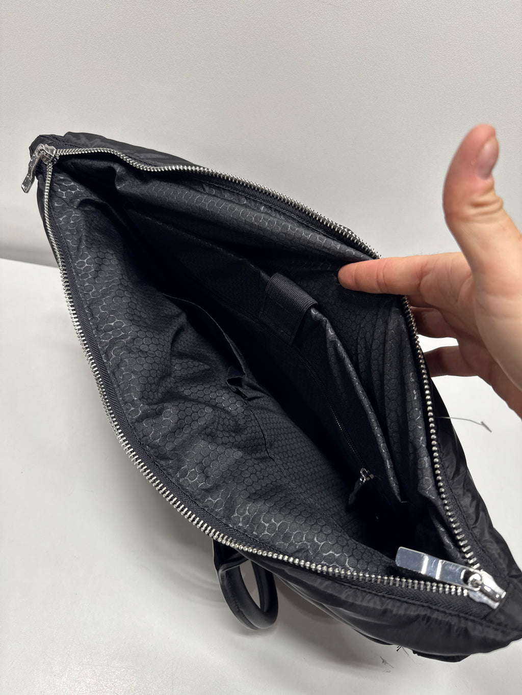 IPack Puffy Tote Bag Black