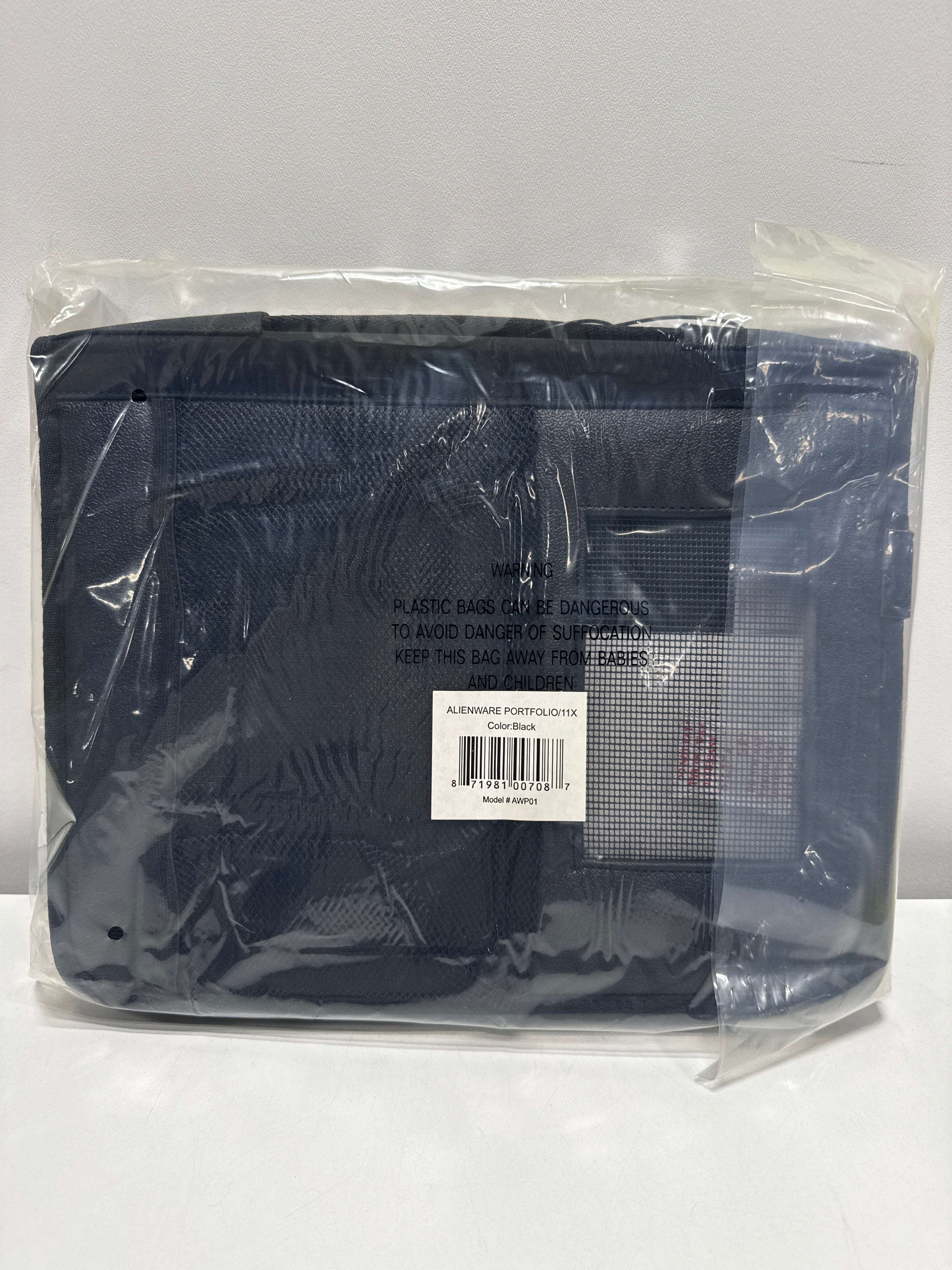 Mobile Edge Alienware M11x Laptop Portfolio, Black