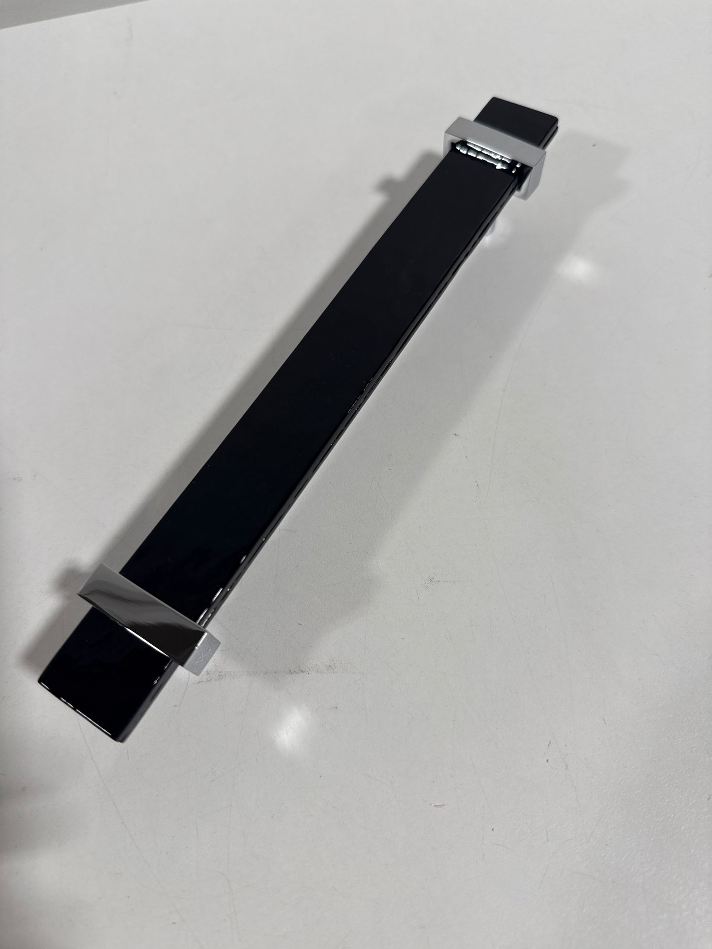 Sietto P-1903-9 Adjustable Center to Center 9"L Handle Cabinet - Brass