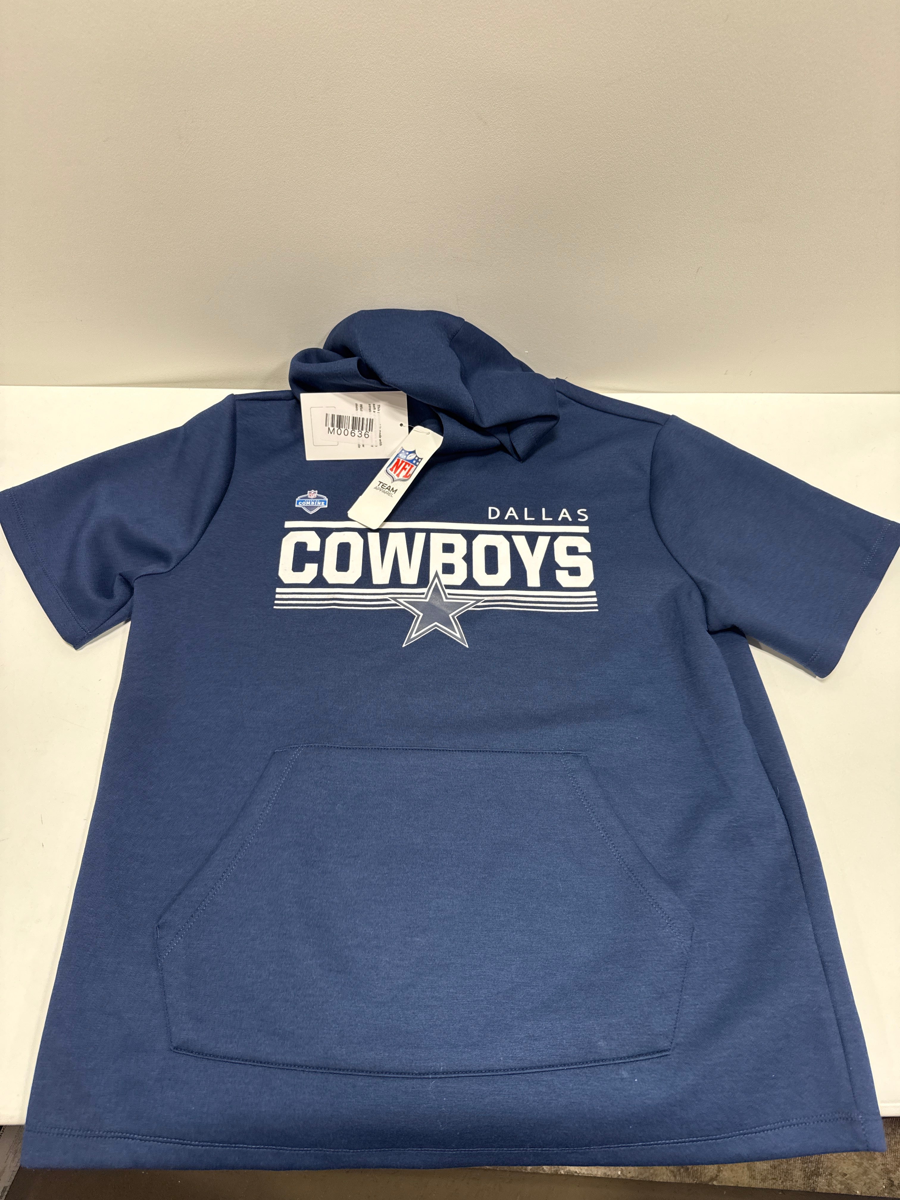 NFL Dallas Cowboys Men's Short Sleeve Hooded Sweatshirt