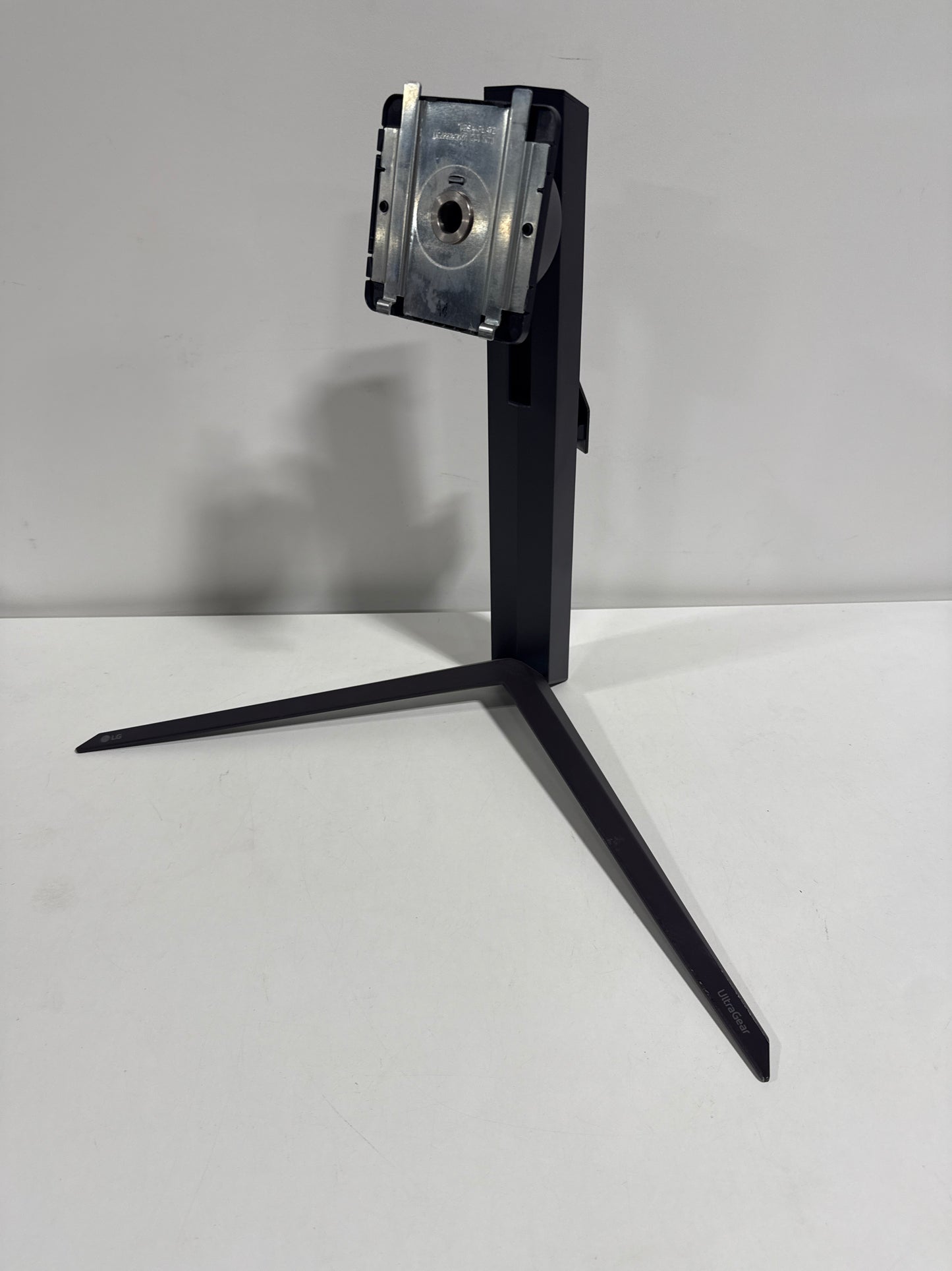 Stand for LG UltraGear 45" QHD 240Hz 0.03ms GTG Curved OLED G-Sync Gaming Monitor (45GR95QE-B) - Black