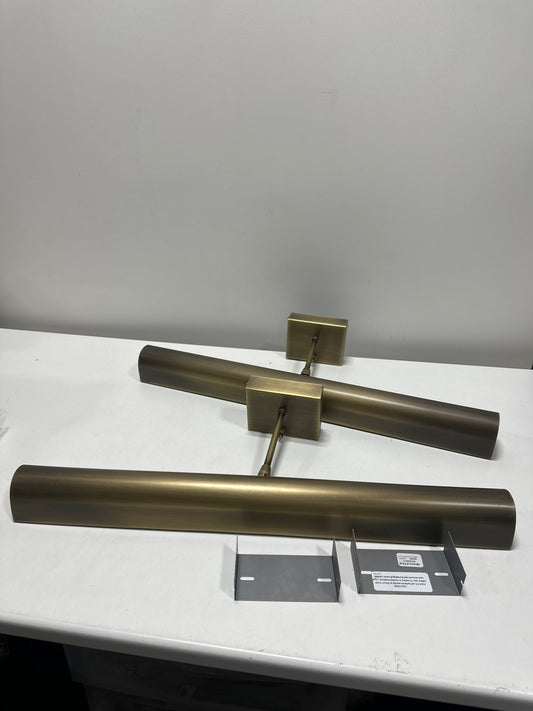 2 x Used House of Troy BTLED24-71 Classic Antique Brass LED 24" Battery Operated Picture Lighting Fixture