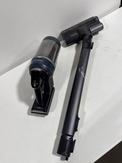 Used Samsung - BESPOKE Jet Cordless Stick Vacuum with All-in-One Clean Station - Midnight Blue