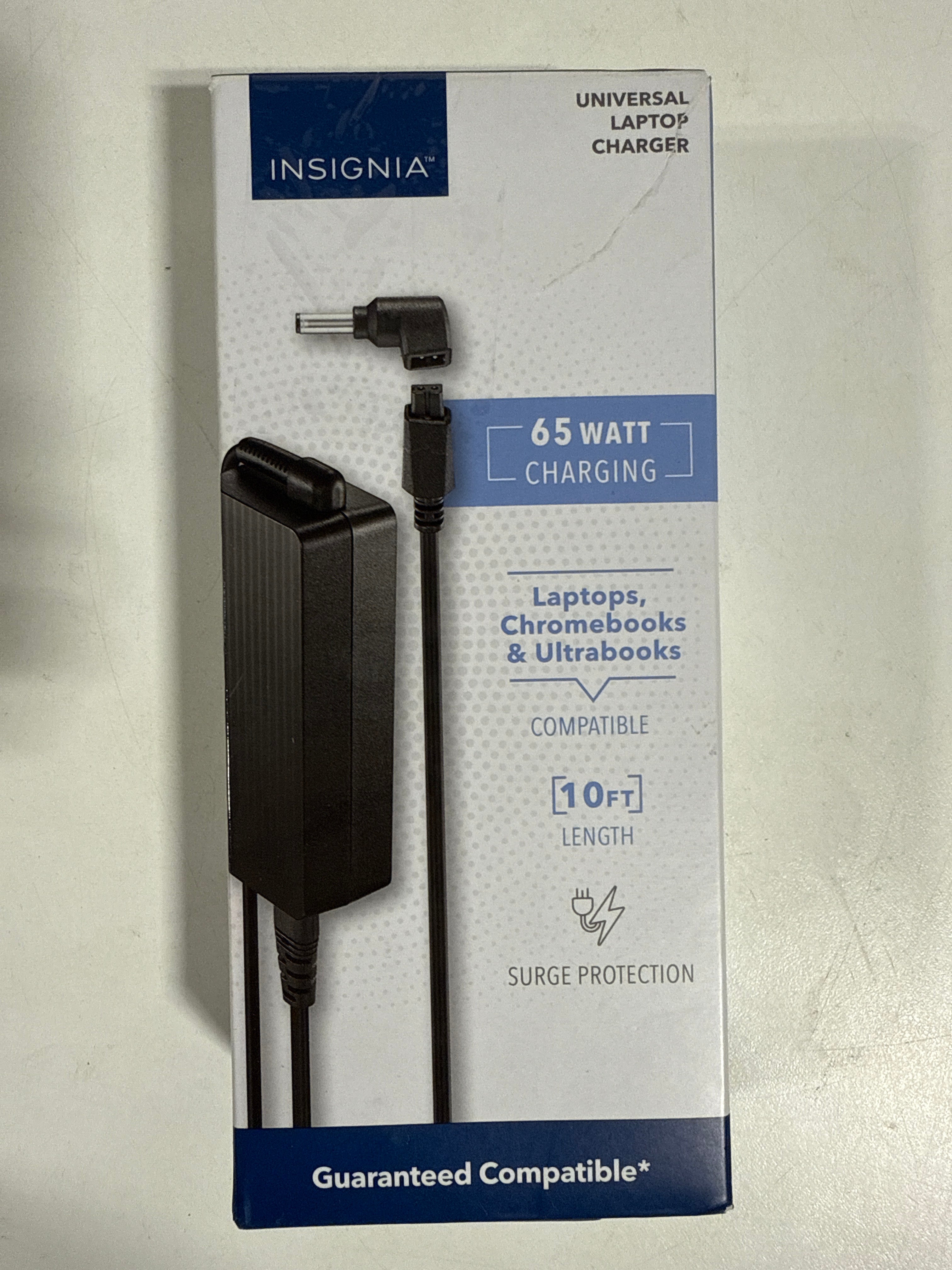 Insignia - Universal 65W Laptop Charger - Black - *Computers & Office