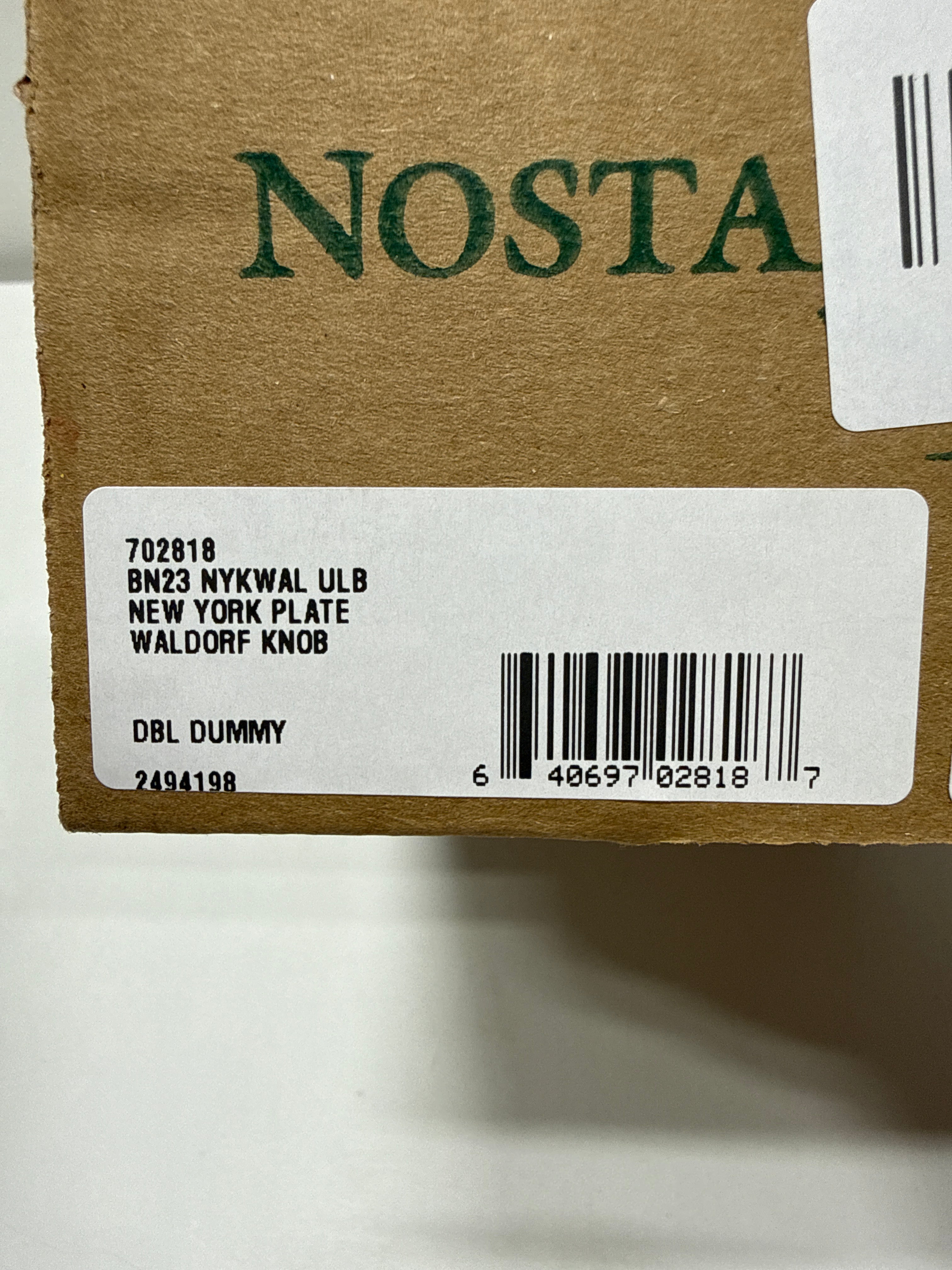 Nostalgic Warehouse New York Plate with Keyhole Waldorf Crystal Knob, Double Dummy, Unlacquered Brass