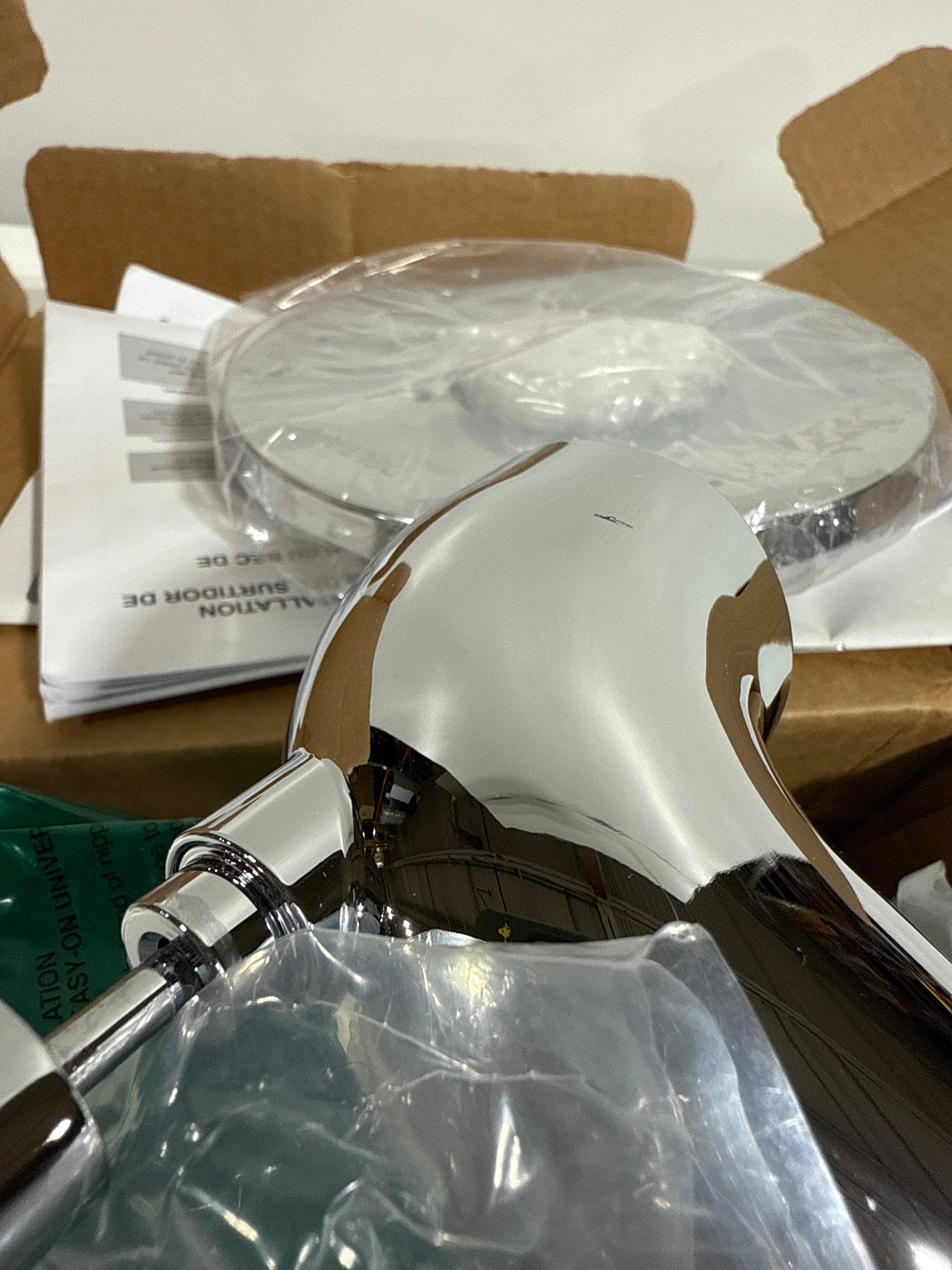 Scratch Delta T14435 Saylor Monitor 14 Series Single Function Pressure Balanced Tub and Shower Trim - Less Rough-in