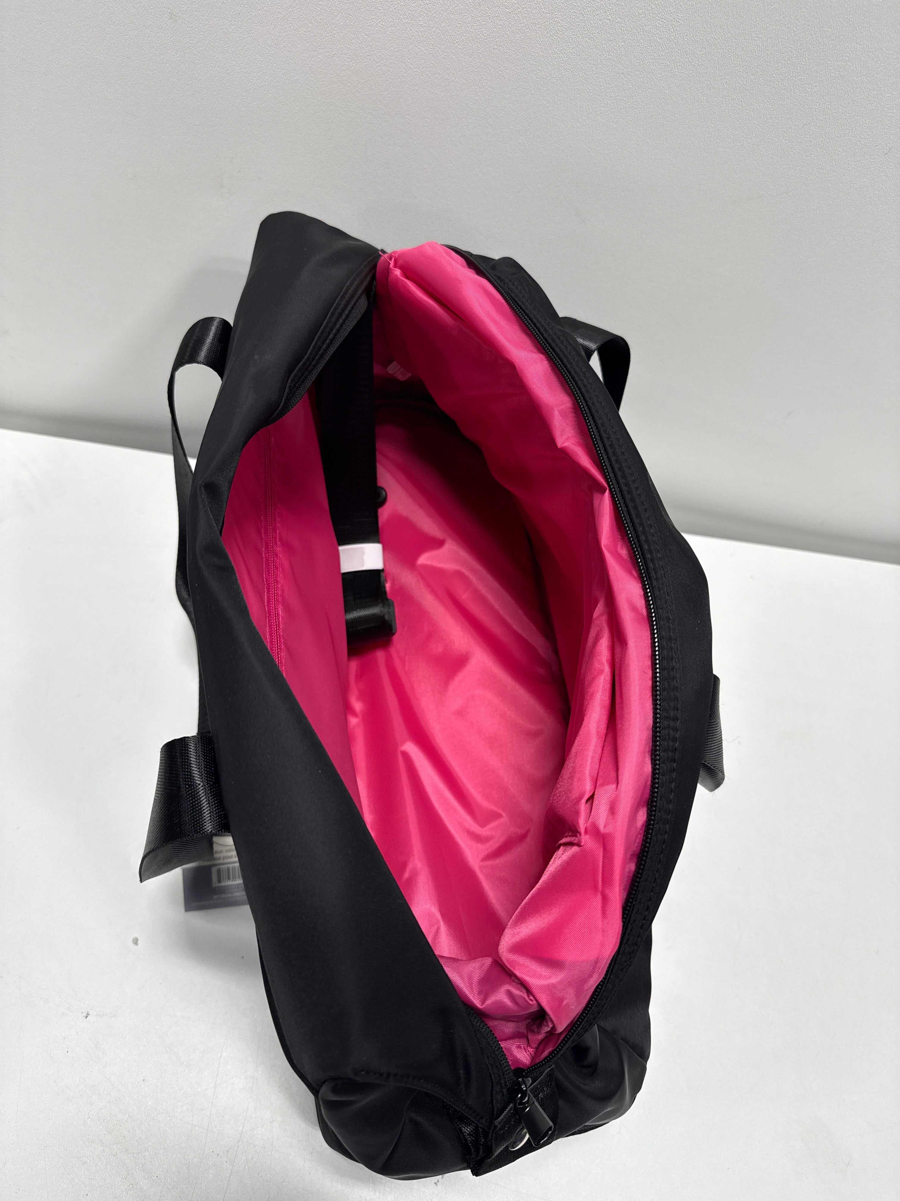 Mytagalongs Toronto Weekender Duffel Trolly Bag - Black - *Luggage & Travel