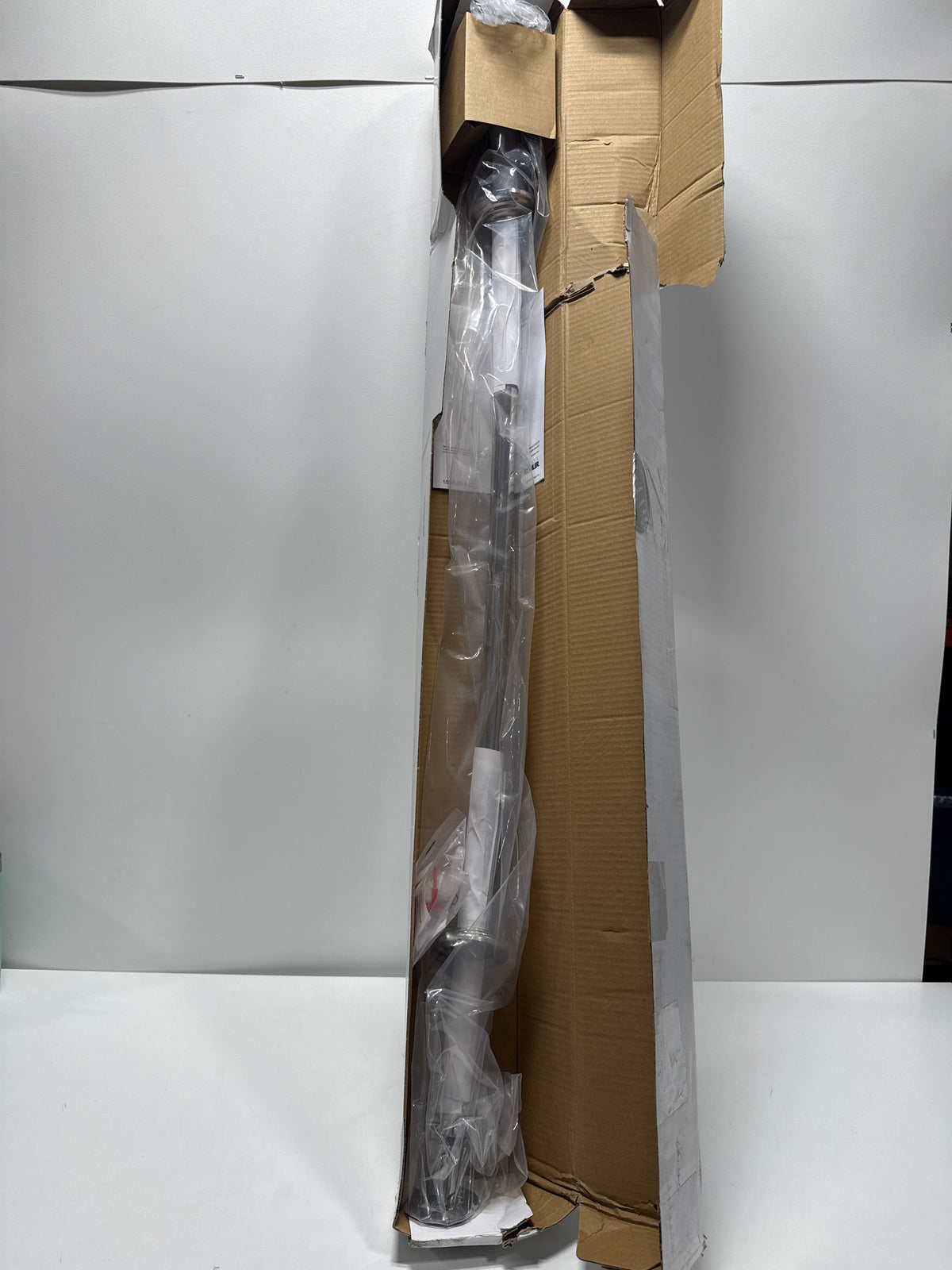 KOHLER Expanse curved shower rod - traditional design