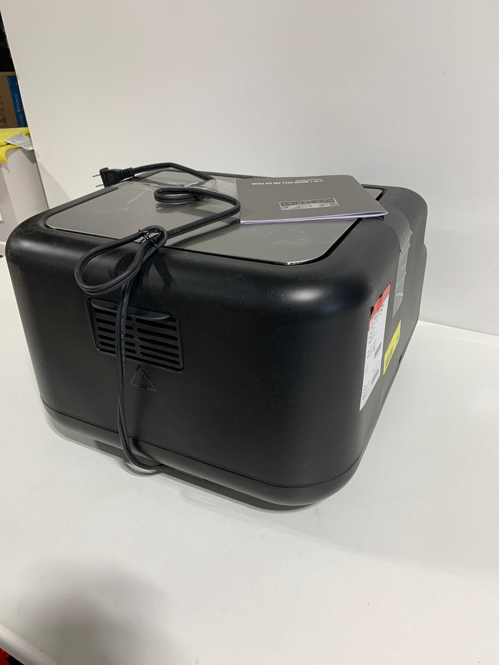 Scratch & Dent Bella PRO - 10.5-qt. Touchscreen 5-in-1 Indoor Grill & Air Fryer - *Kitchen Appliances