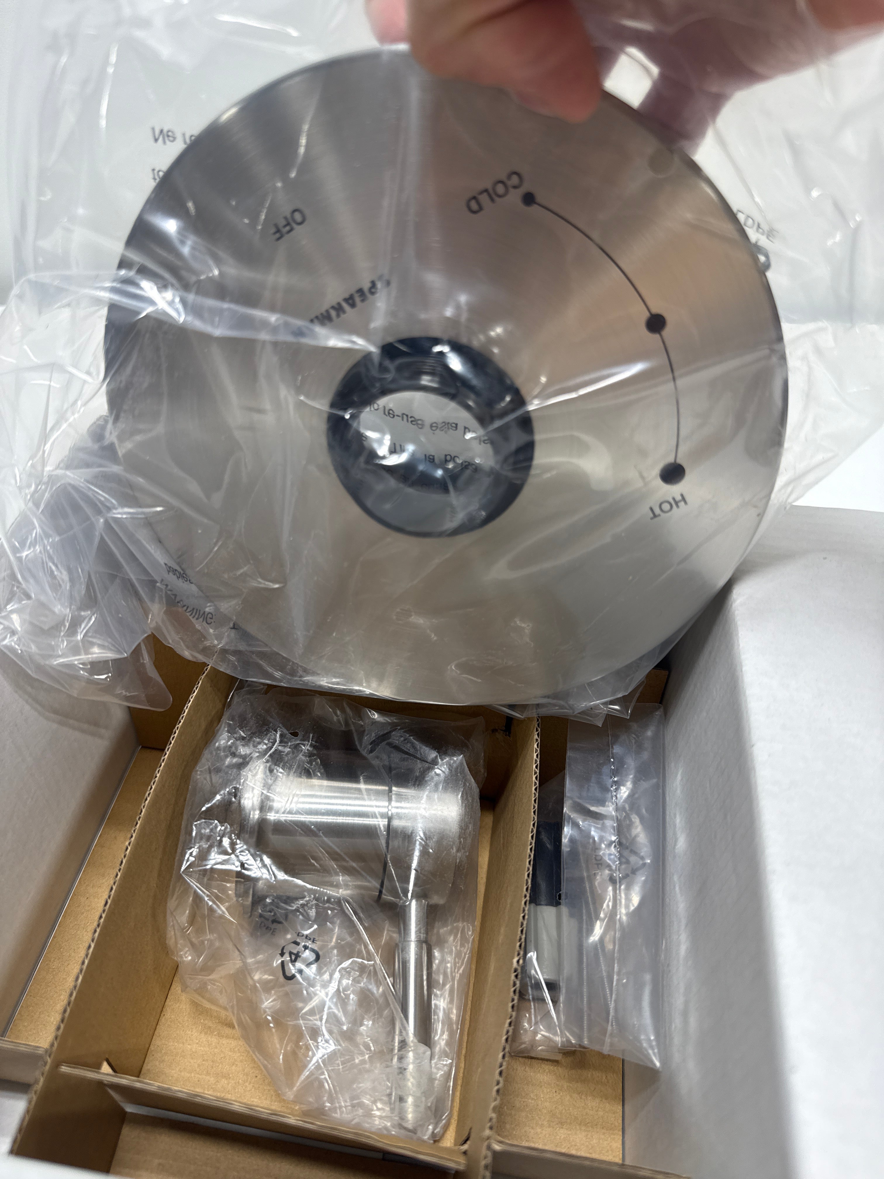 Speakman CPT-1000-P-BN Neo Pressure Balance Shower Valve Trim, Brushed Nickel (Valve Not Included