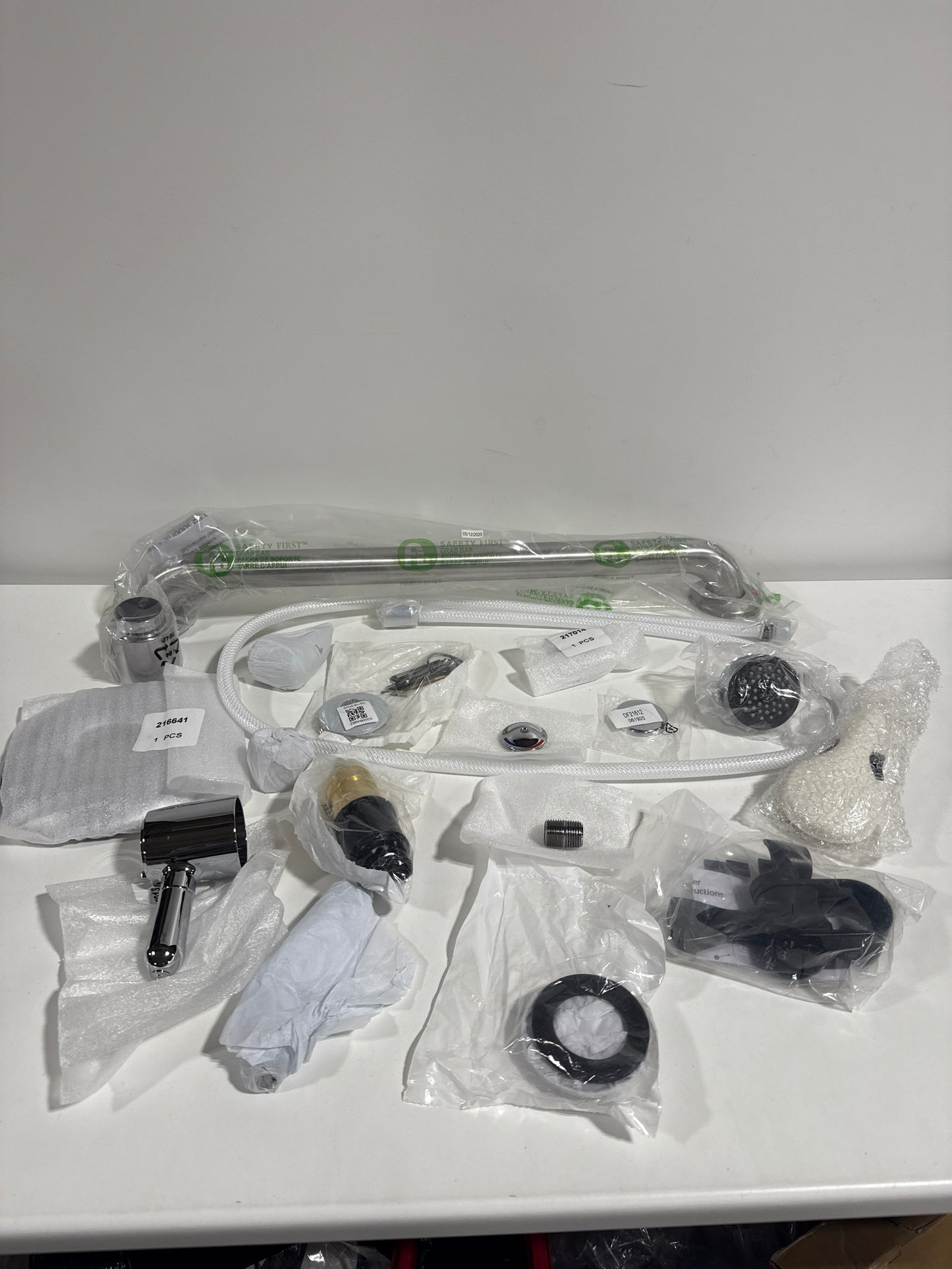 Delta T17TH335 Commercial TempAssure 17T Series Dual Function Thermostatic Shower Trim Package