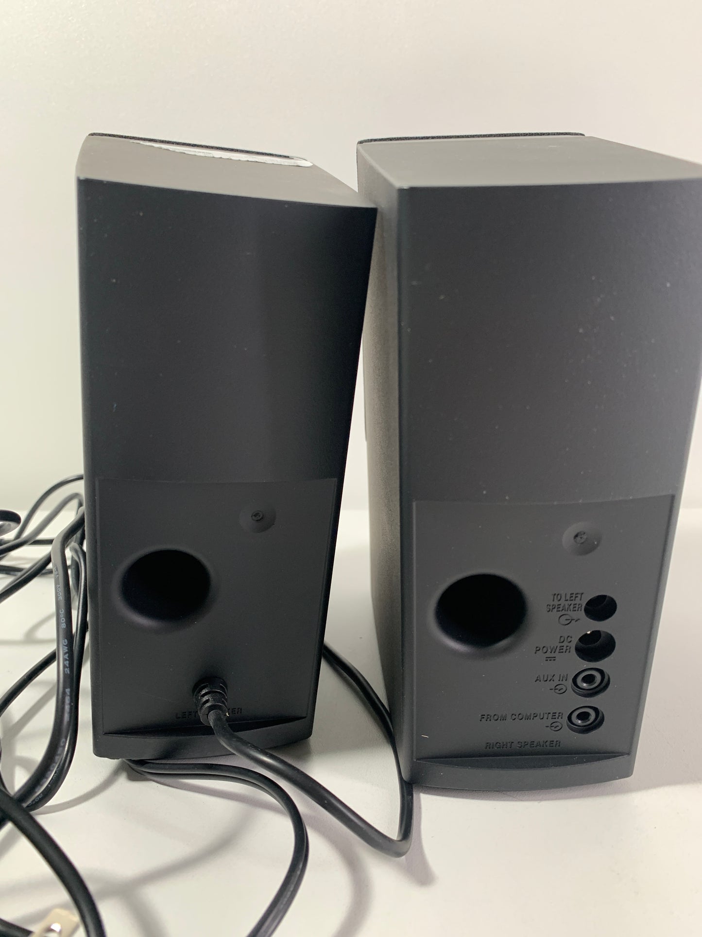 Bose Companion 2 Multimedia Computer Speaker System - 2 speakers per pack, 7.5 inches