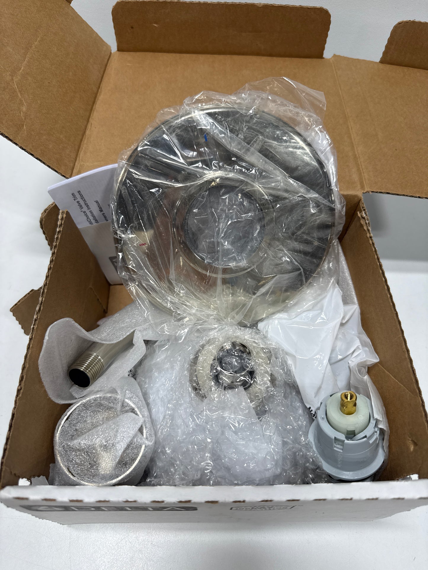 Delta T14248 Bowery Monitor 14 Series Single Function Pressure Balanced Shower Only - Less Rough-in Valve Brilliance Polished Nickel
